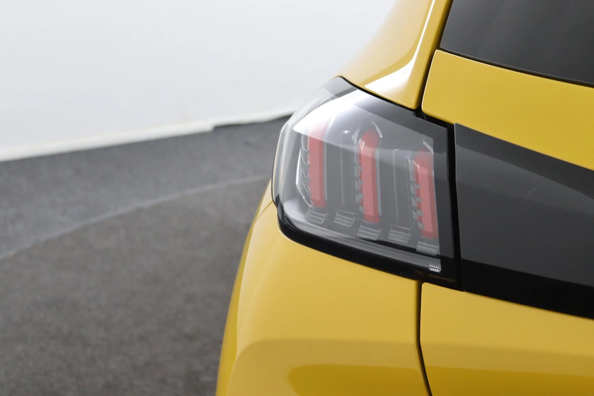 Hoofdafbeelding Peugeot e-208