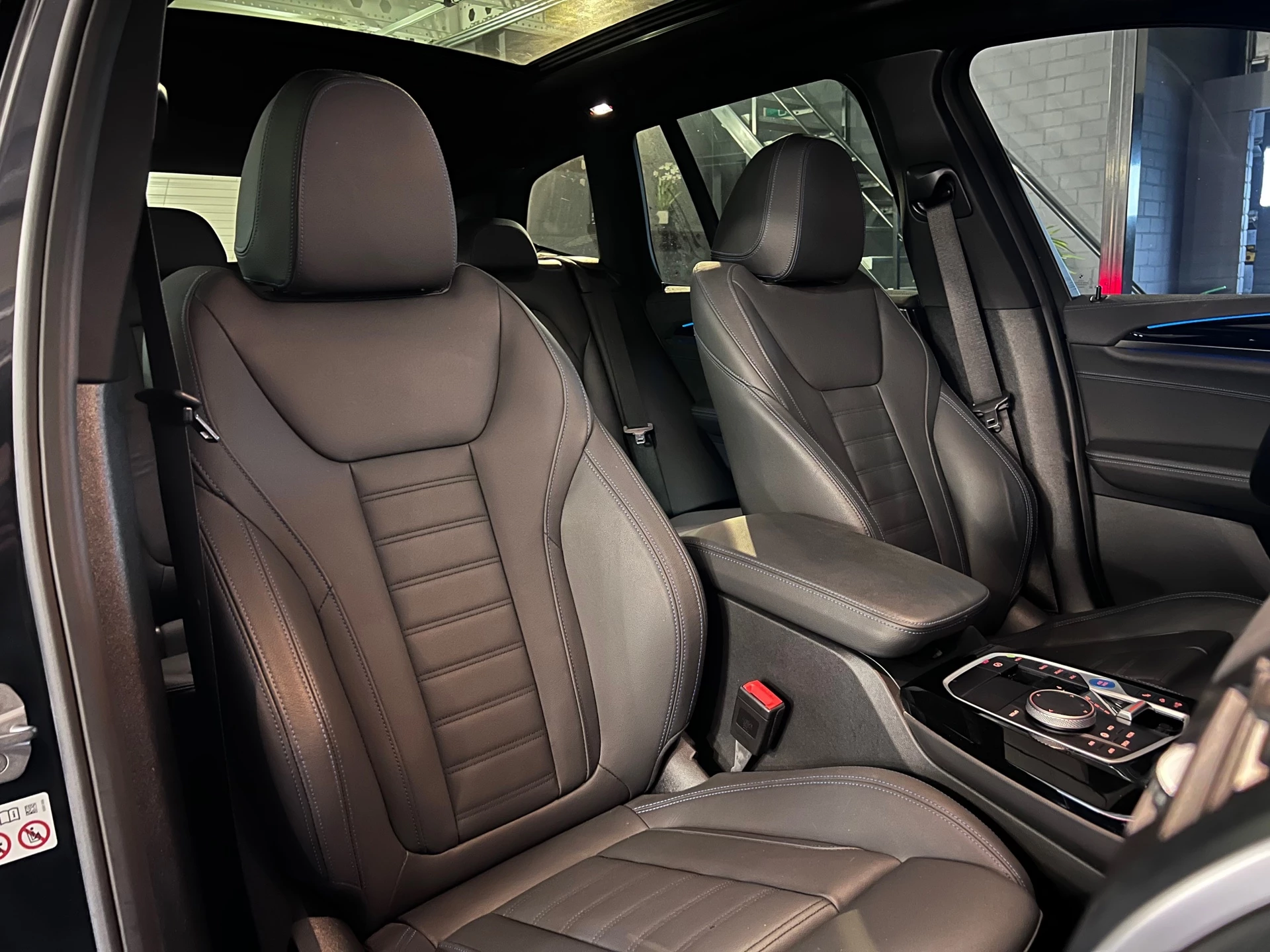 Hoofdafbeelding BMW iX3