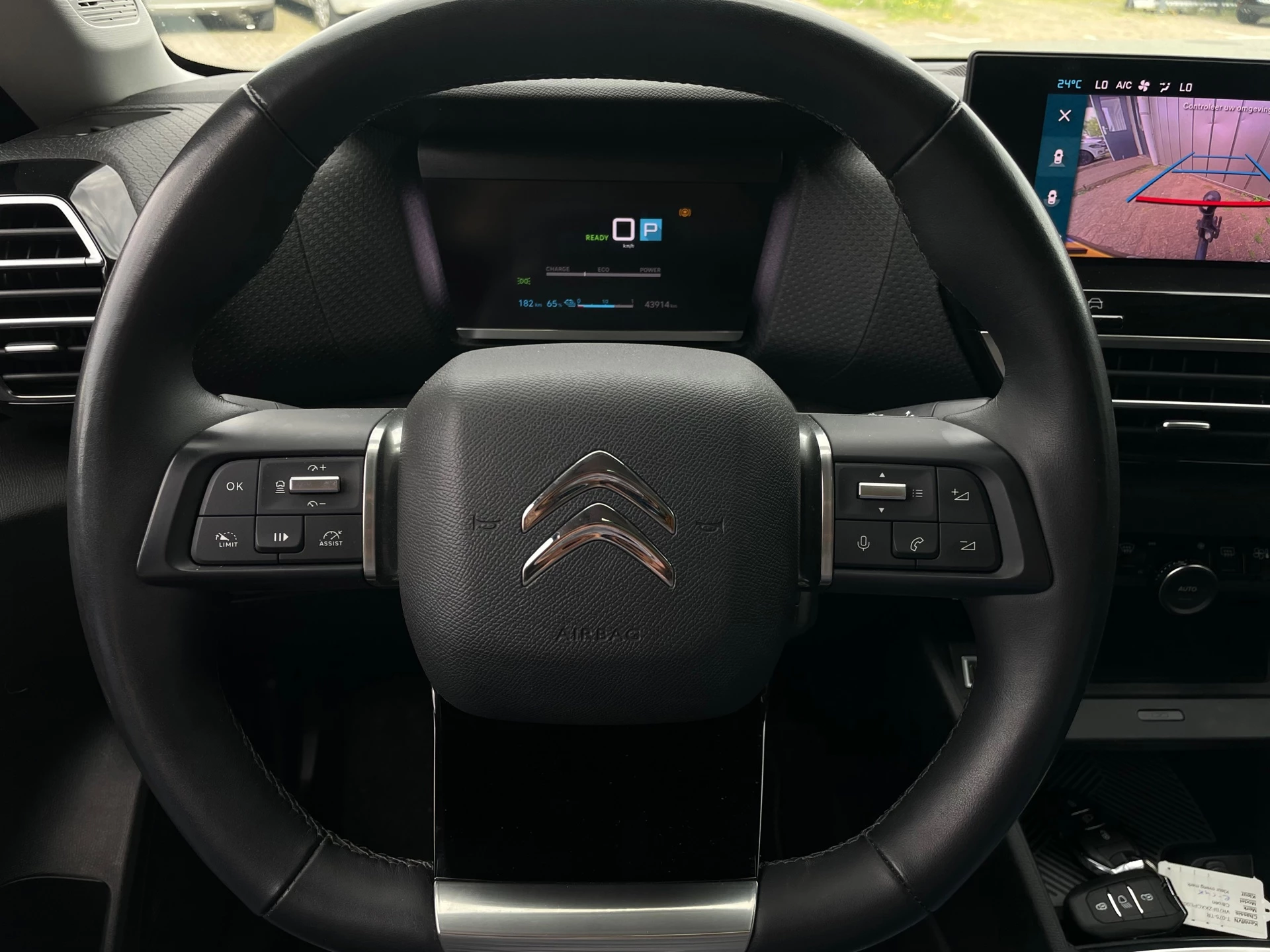 Hoofdafbeelding Citroën ë-C4 X
