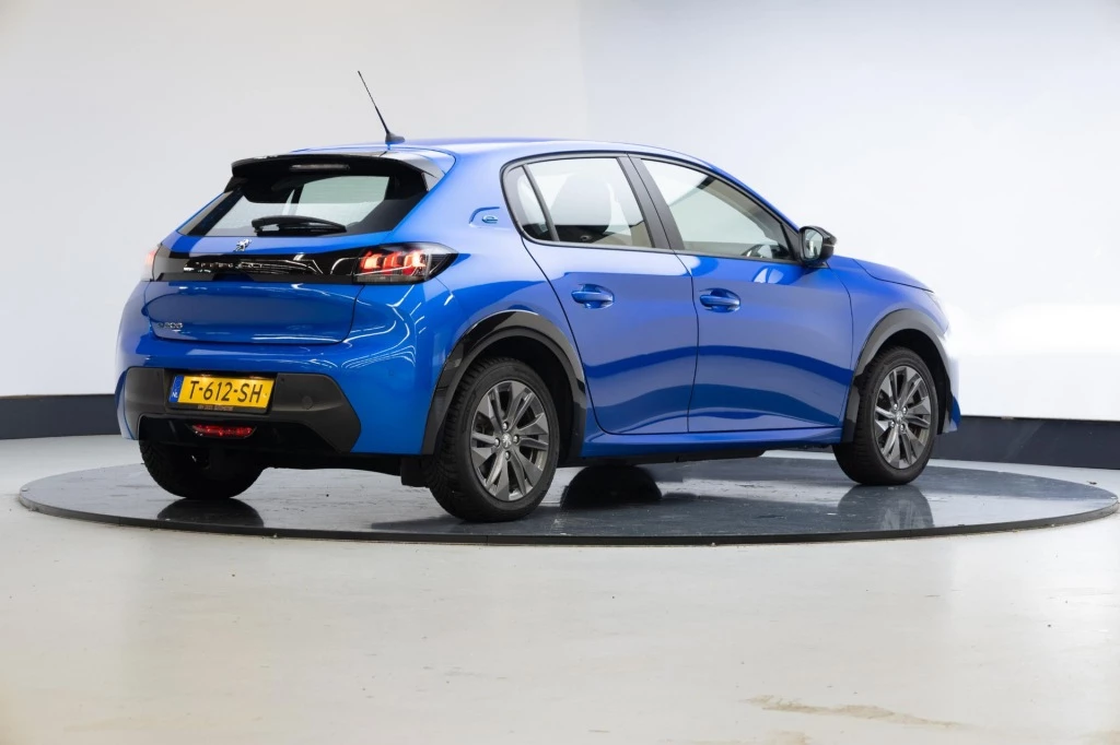 Hoofdafbeelding Peugeot e-208