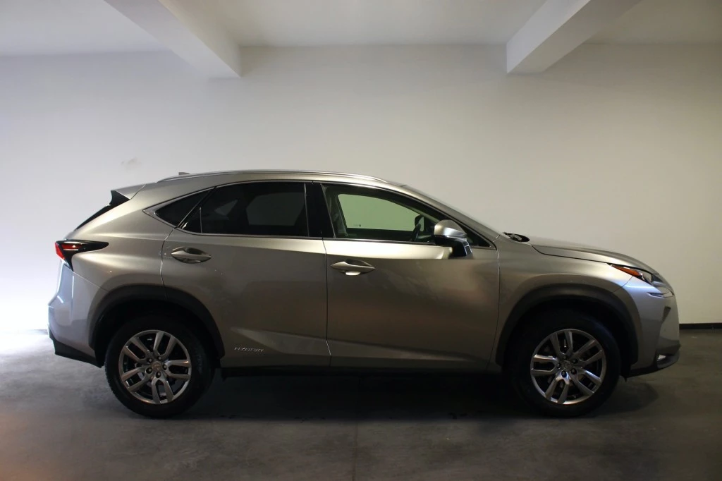 Hoofdafbeelding Lexus NX