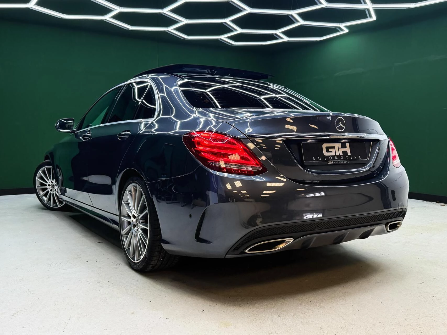 Hoofdafbeelding Mercedes-Benz C-Klasse