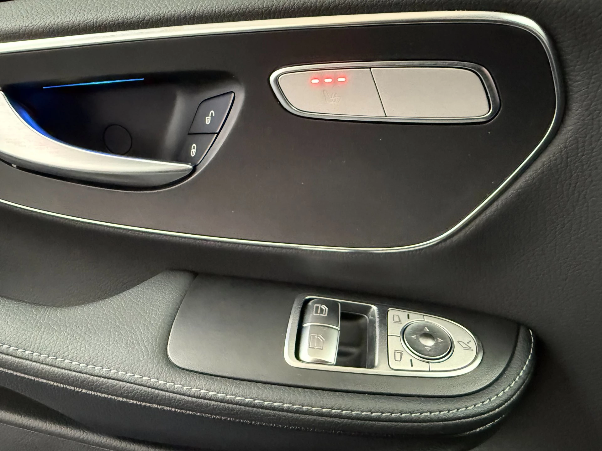 Hoofdafbeelding Mercedes-Benz EQV