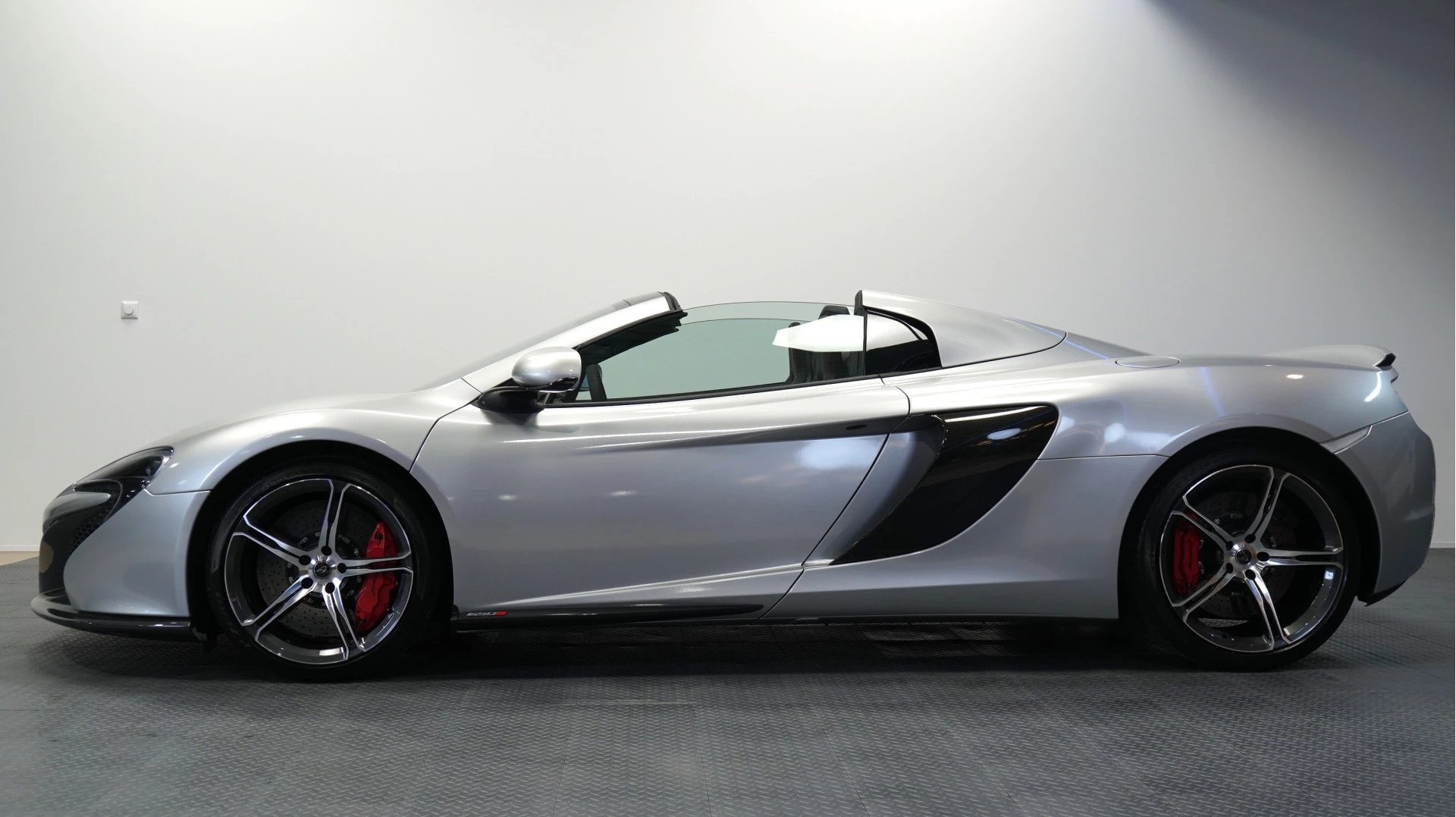 Hoofdafbeelding McLaren 650S