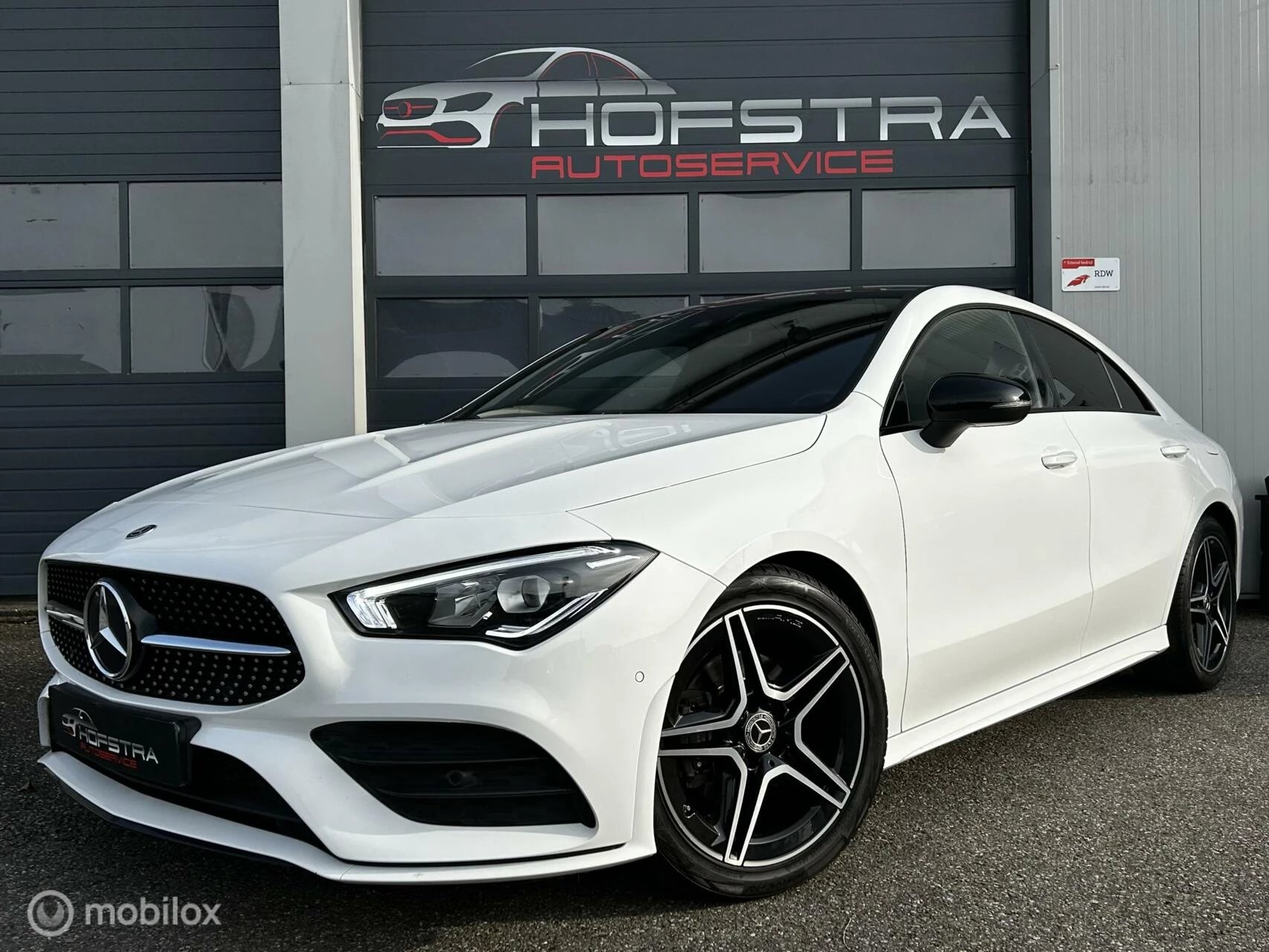 Hoofdafbeelding Mercedes-Benz CLA