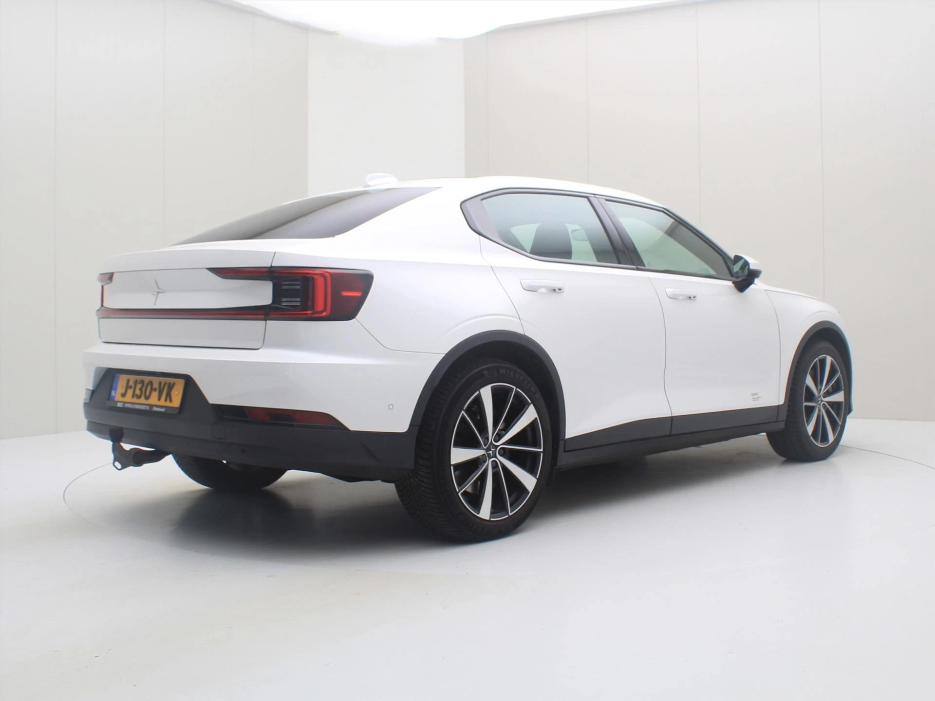 Hoofdafbeelding Polestar 2