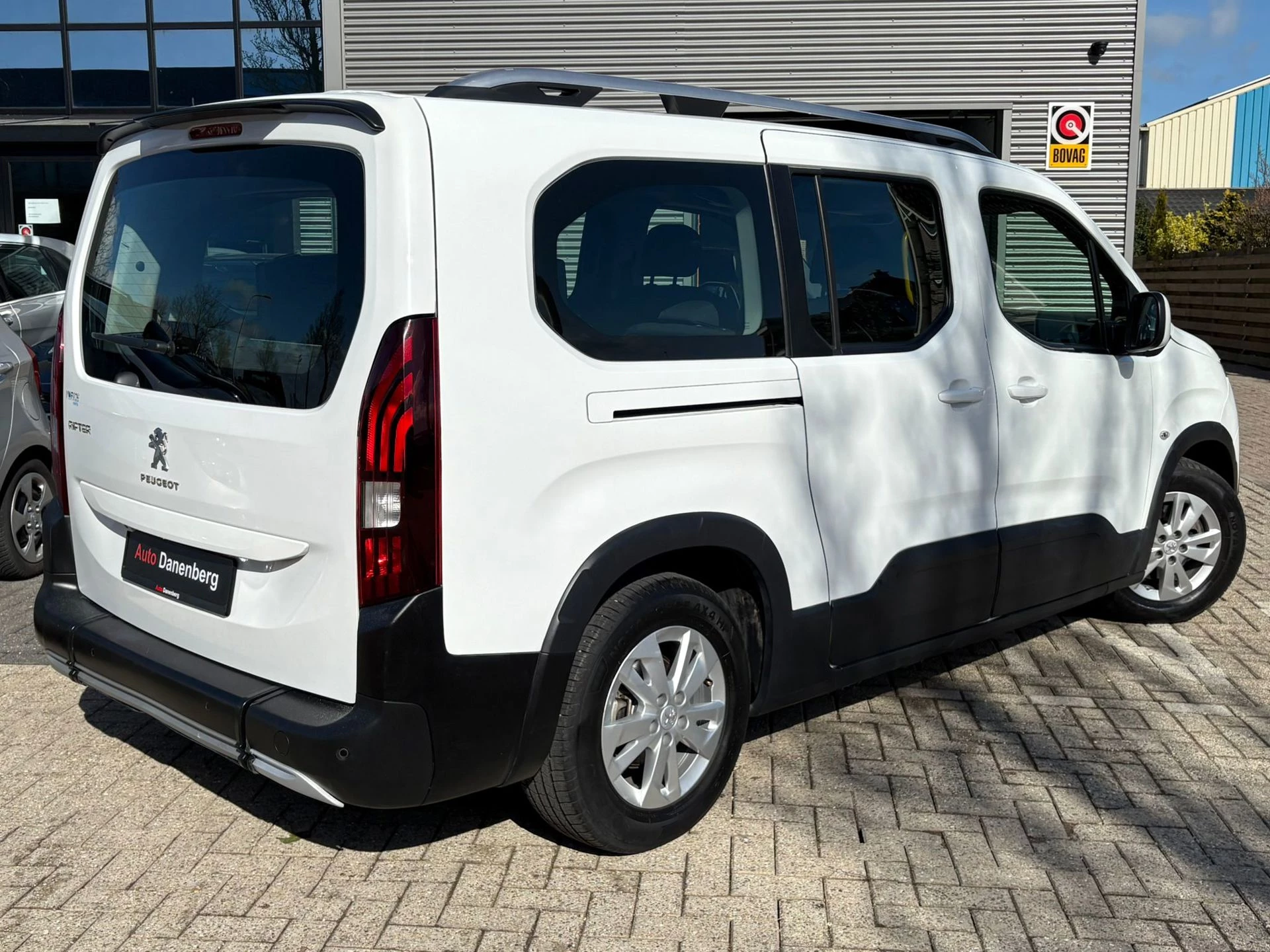 Hoofdafbeelding Peugeot Rifter