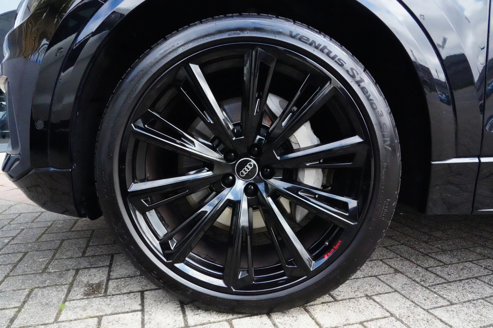 Hoofdafbeelding Audi Q8