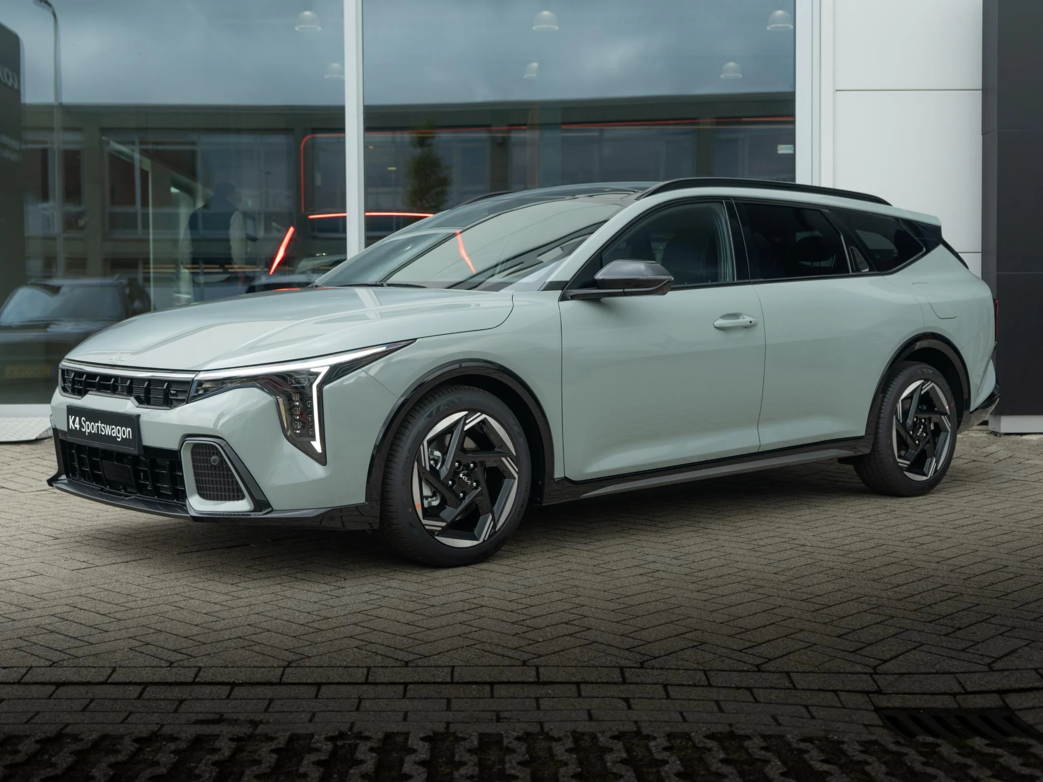 Hoofdafbeelding Kia K4