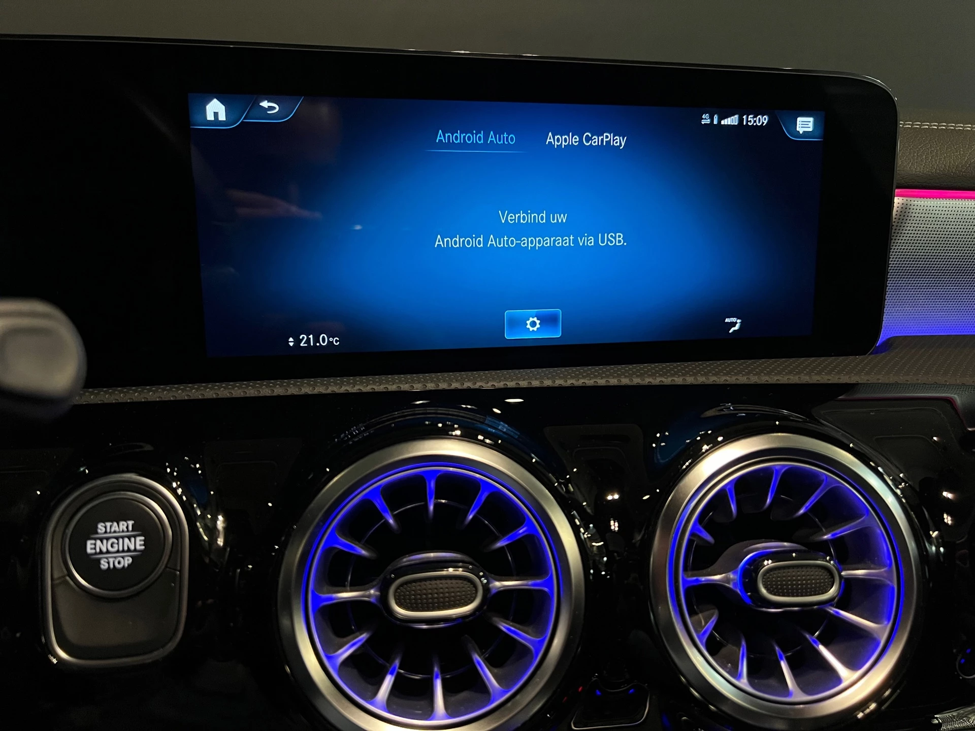 Hoofdafbeelding Mercedes-Benz CLA