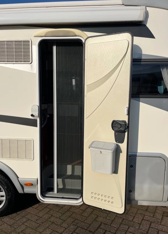 Hoofdafbeelding McLouis P700 Steel 563 Airco Cruise