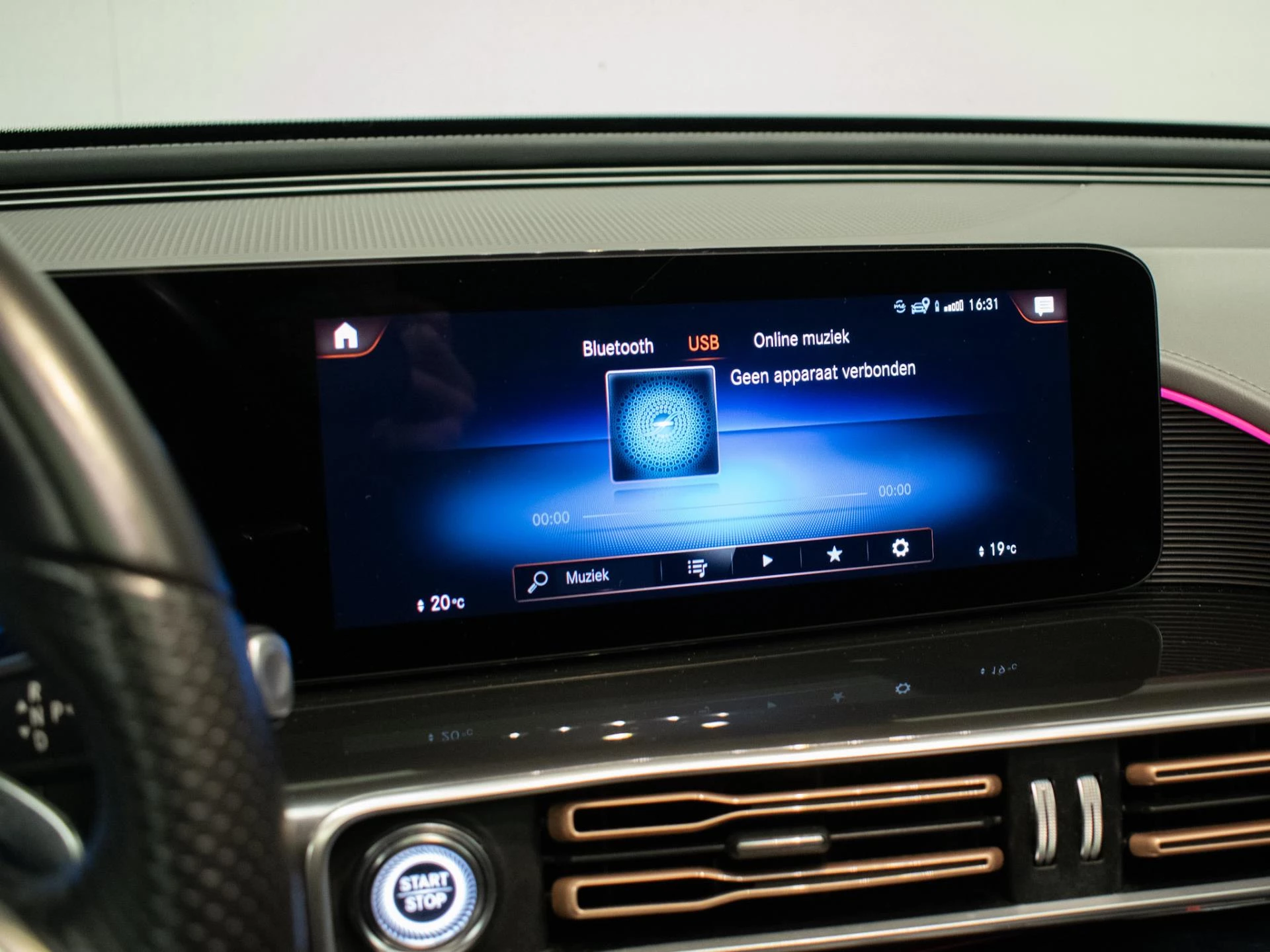 Hoofdafbeelding Mercedes-Benz EQC