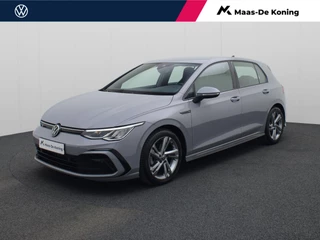 Hoofdafbeelding Volkswagen Golf Volkswagen Golf 1.5 eTSI 130pk DSG R-Line · Navigatie · Apple/Android Car Play · Camera + Parkeersensoren