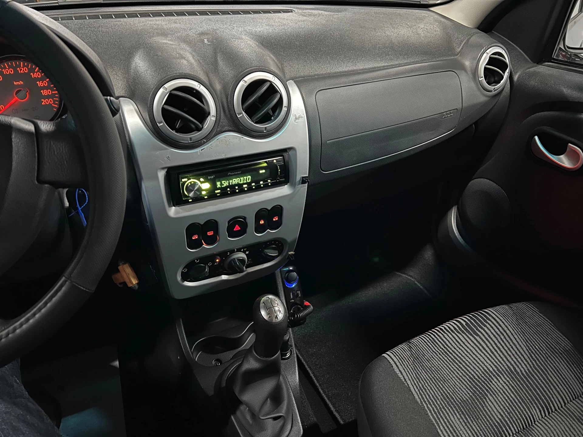 Hoofdafbeelding Dacia Logan