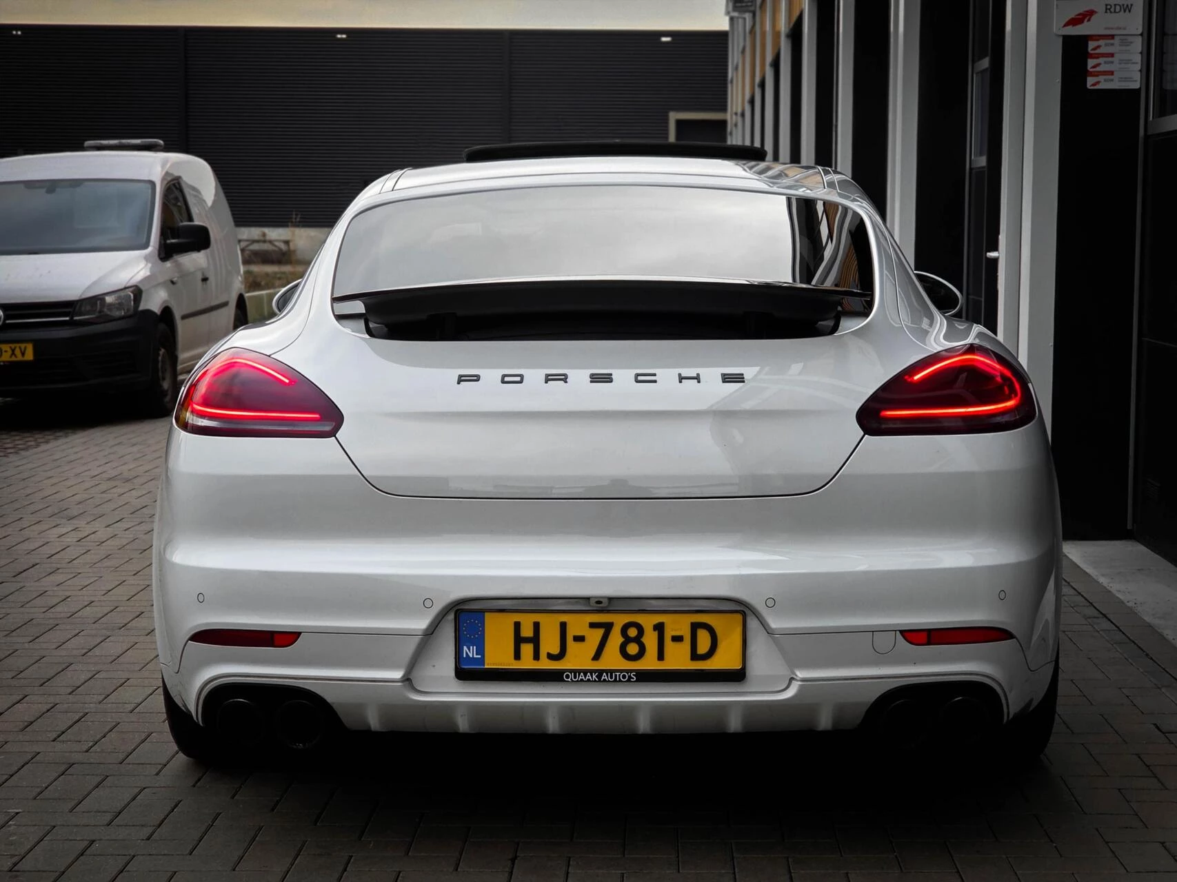 Hoofdafbeelding Porsche Panamera