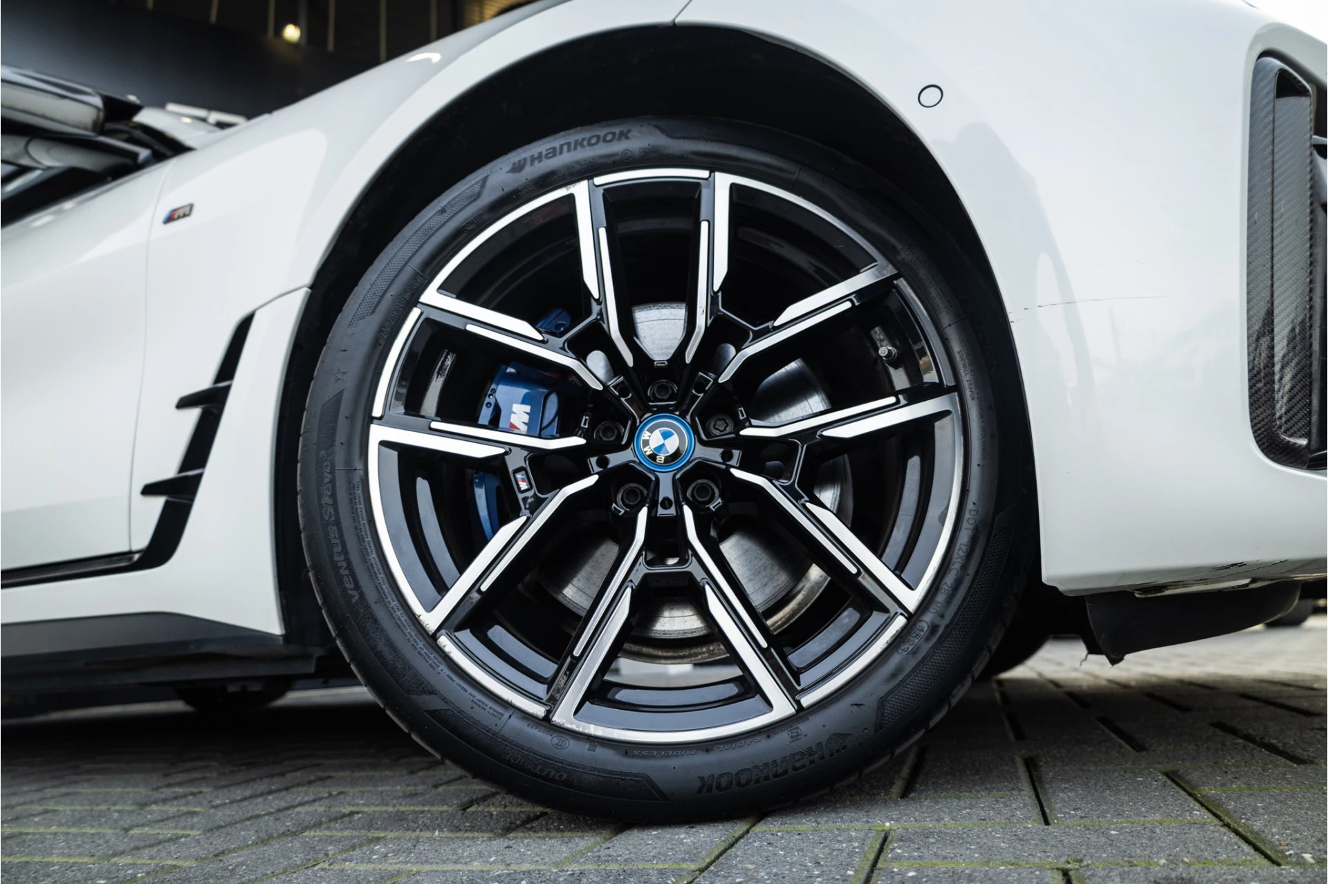 Hoofdafbeelding BMW i4