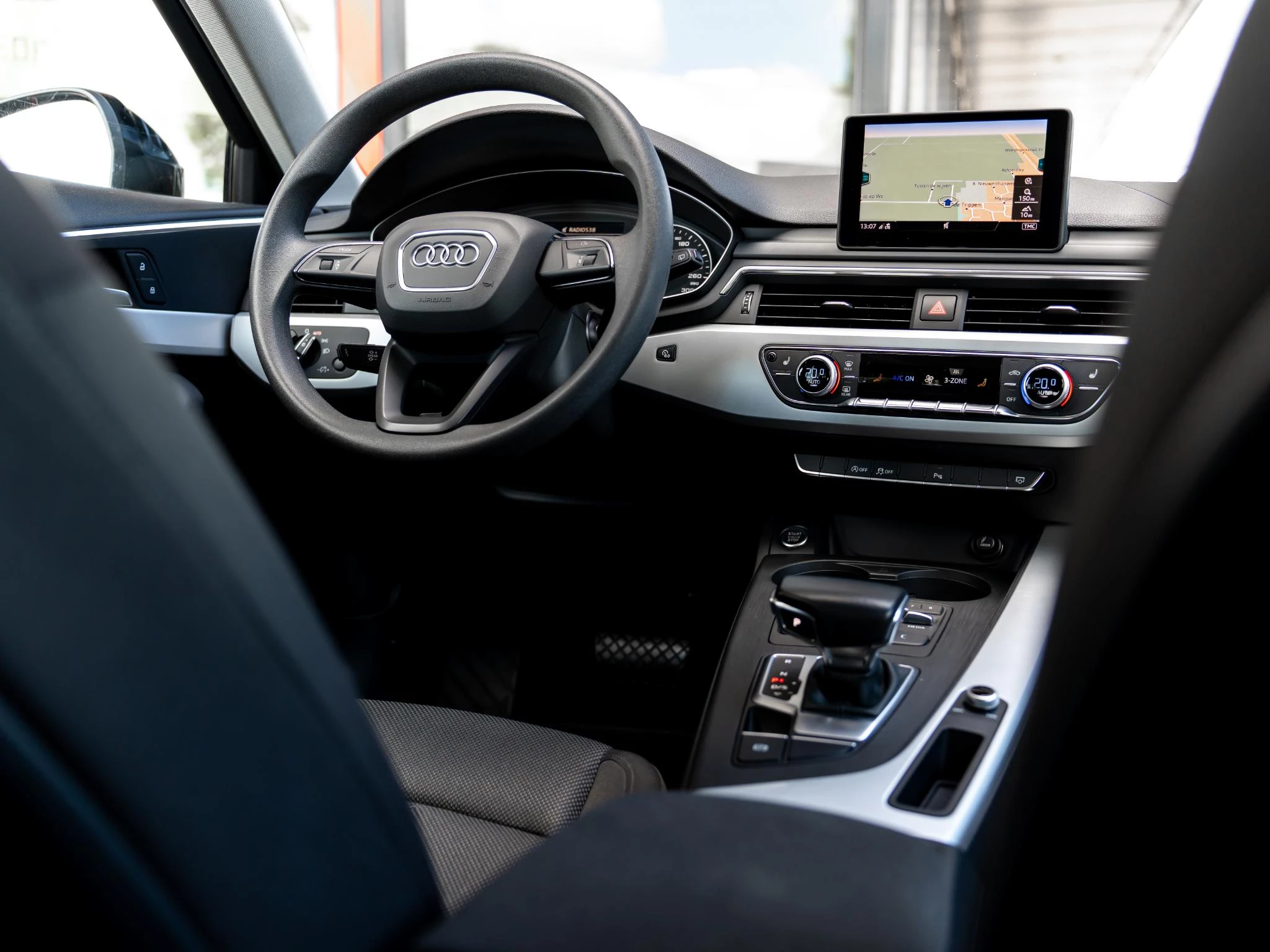 Hoofdafbeelding Audi A4