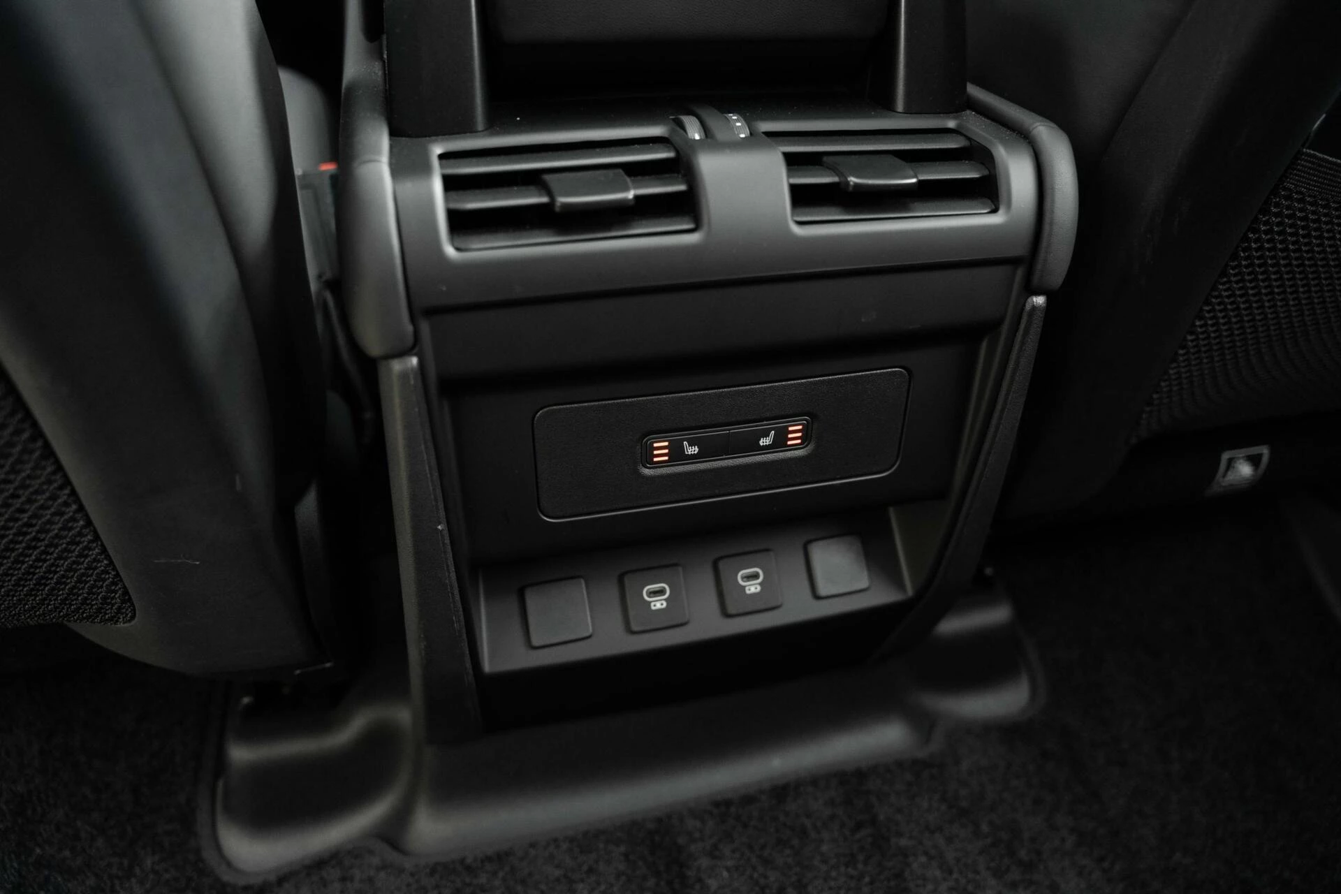Hoofdafbeelding Land Rover Defender