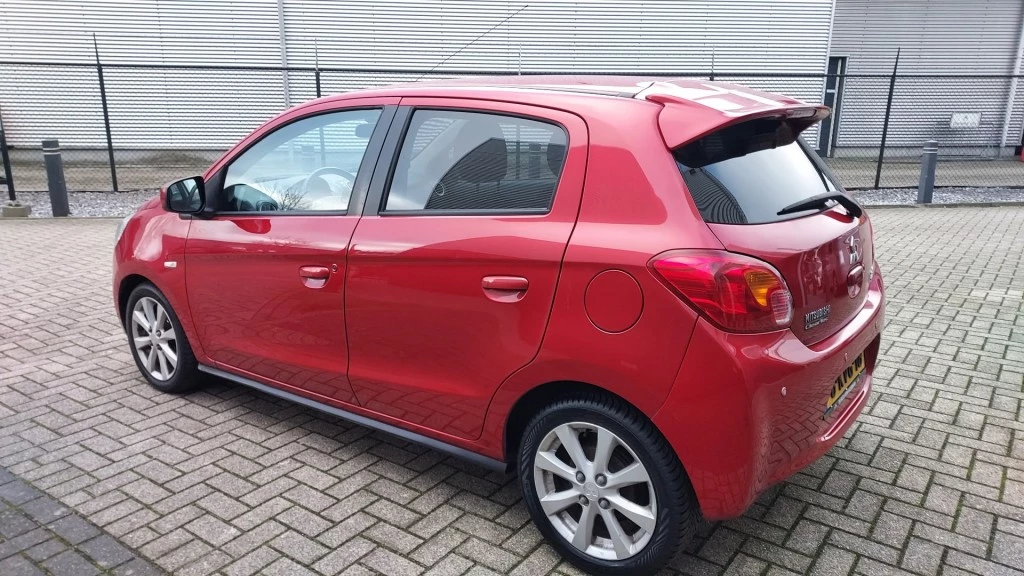 Hoofdafbeelding Mitsubishi Space Star