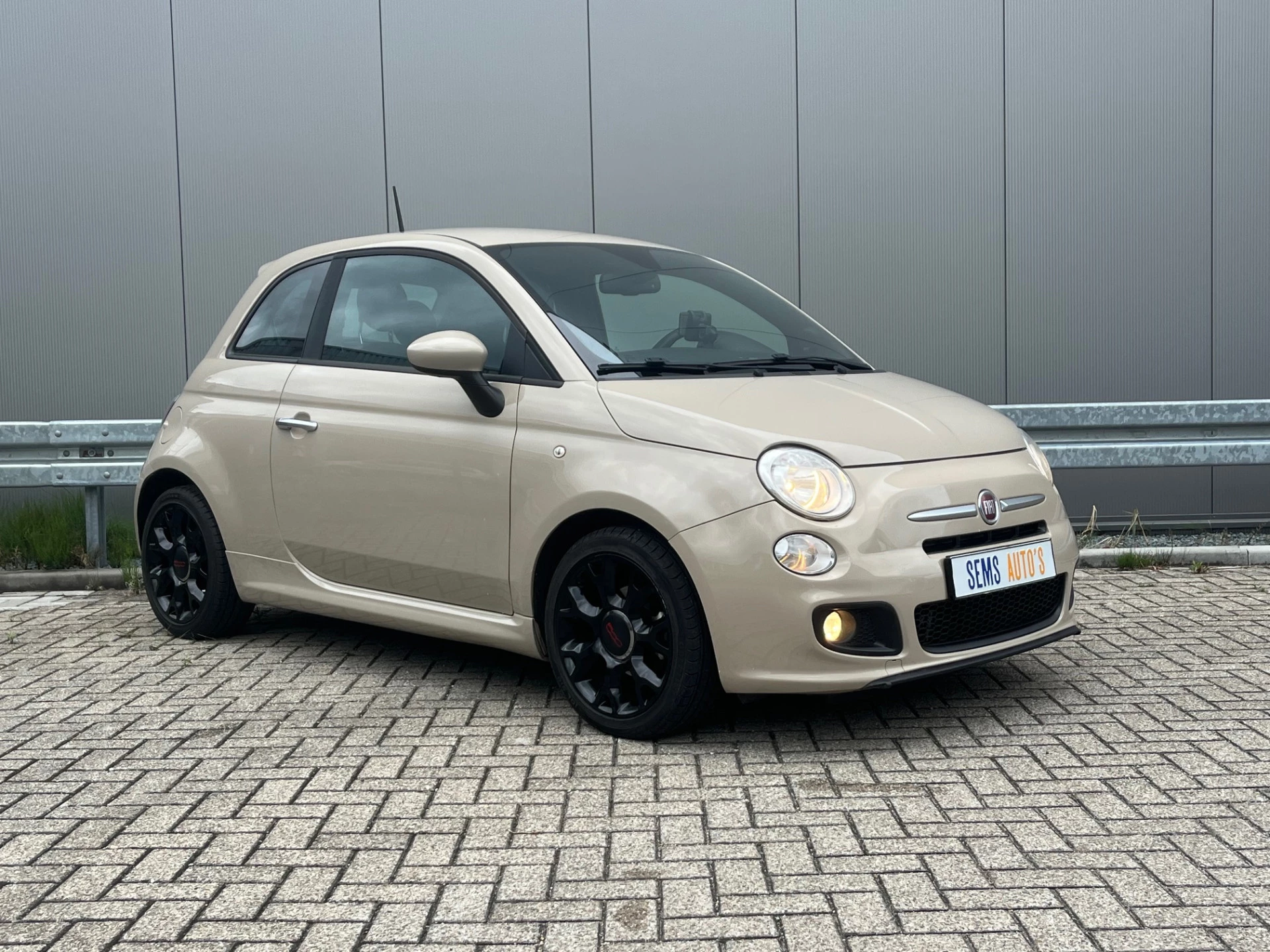 Hoofdafbeelding Fiat 500