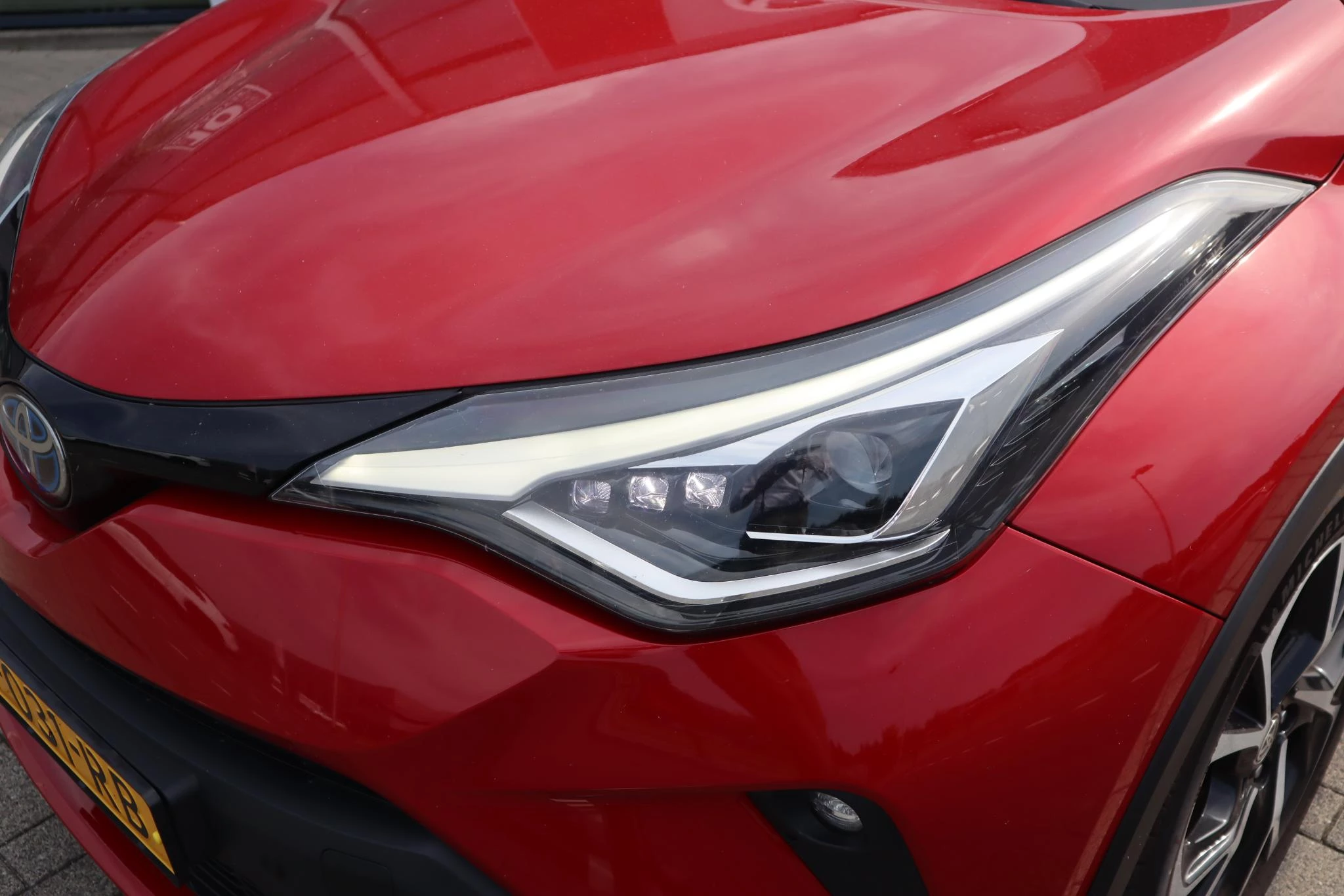 Hoofdafbeelding Toyota C-HR