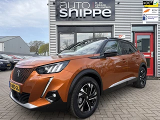 Hoofdafbeelding Peugeot e-2008 Peugeot E-2008 EV GT 50 kWh -SOH 95.75%-3 FASE-OPEN DAK-KEYLESS-LICHTMETALEN VELGEN-2 TONE LAK-LED-HALF LEDER-DODE HOEK-CAMERA-