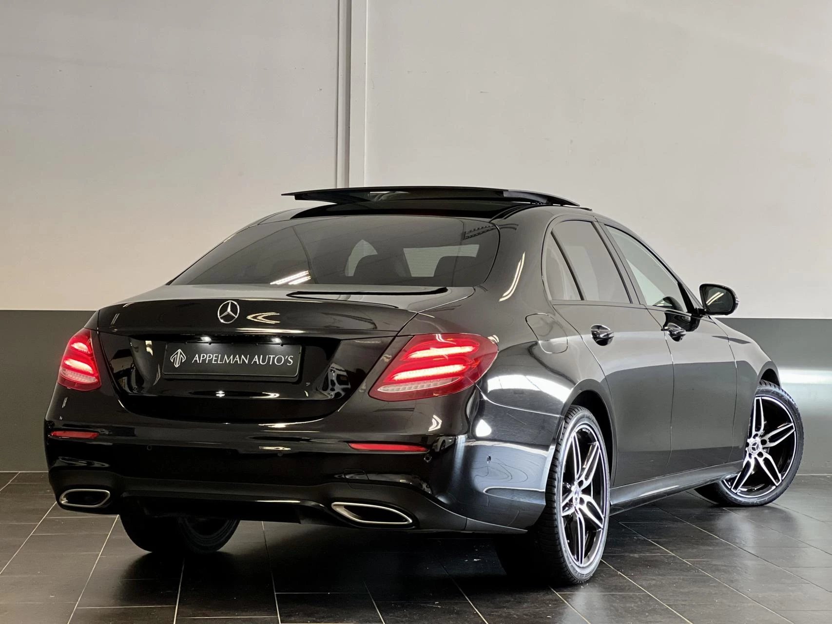 Hoofdafbeelding Mercedes-Benz E-Klasse