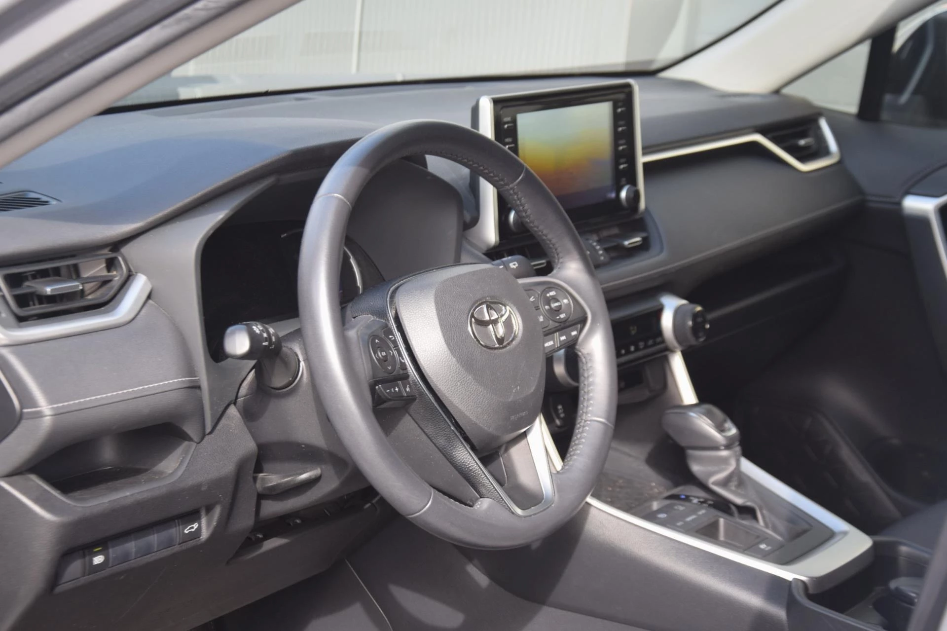 Hoofdafbeelding Toyota RAV4