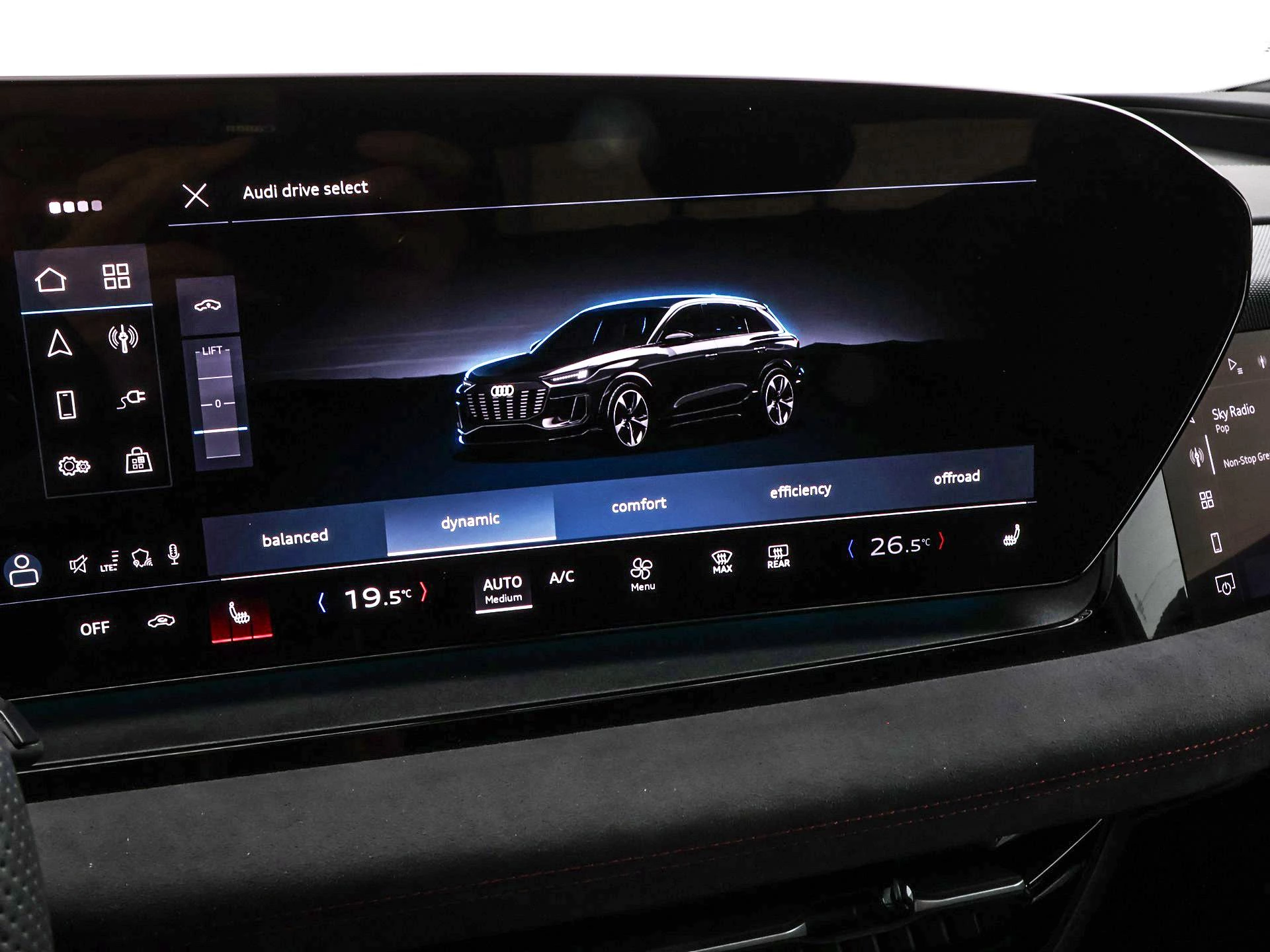 Hoofdafbeelding Audi Q6 e-tron