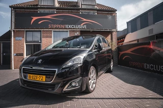 Hoofdafbeelding Peugeot 5008 Peugeot 5008 GROTE GEZINS AUTO LAGE KM STAND!!!!