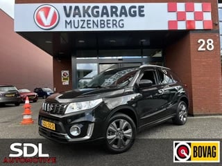 Hoofdafbeelding Suzuki Vitara Suzuki Vitara 1.0 Boosterjet Stijl // CAMERA // CRUISE // NAVI // APPLE-ANROID AUTO // CLIMA // STOELVERWARMING //