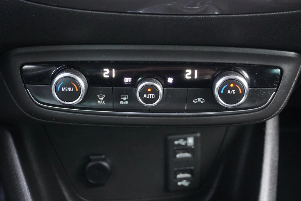Hoofdafbeelding Opel Crossland X