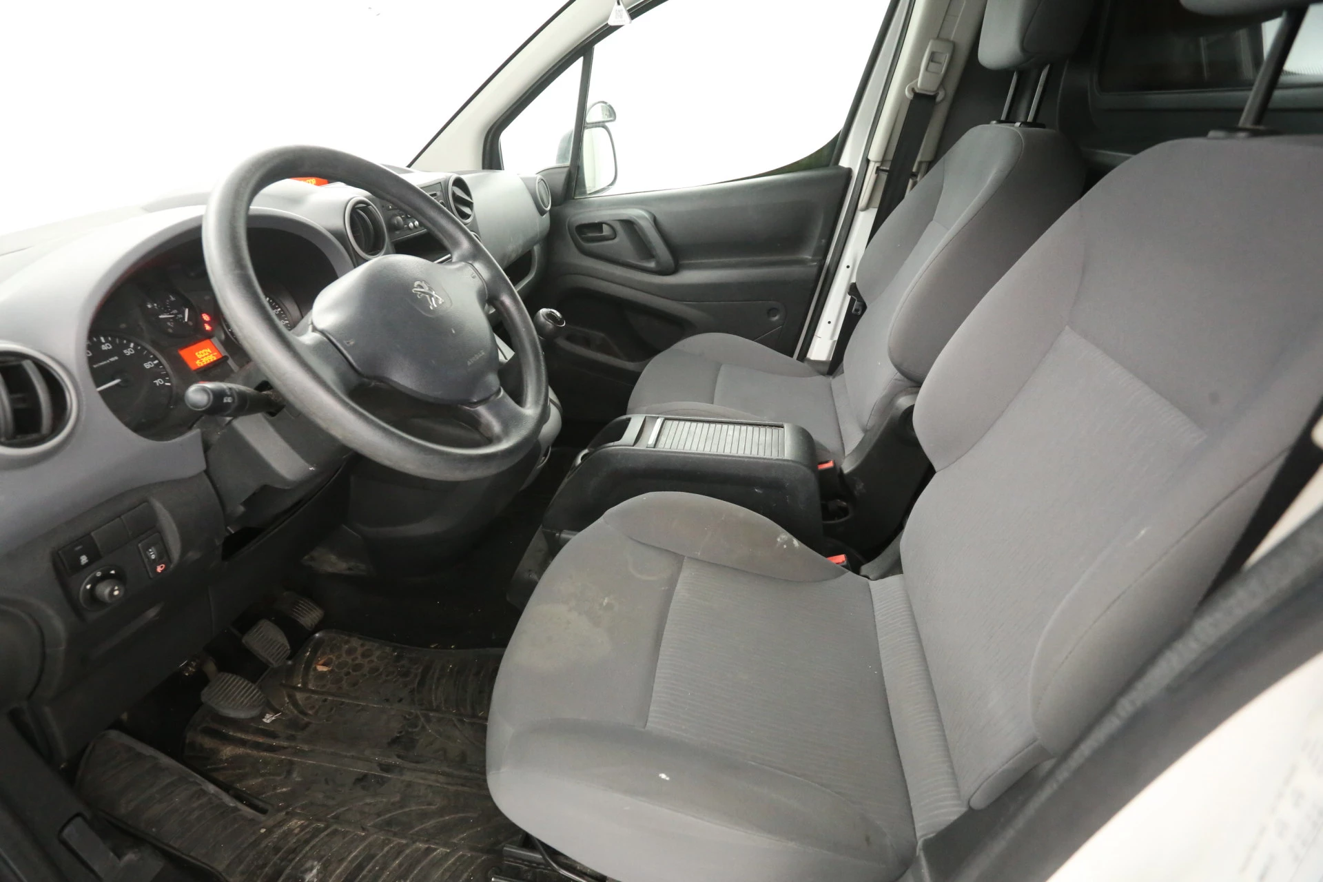 Hoofdafbeelding Peugeot Partner