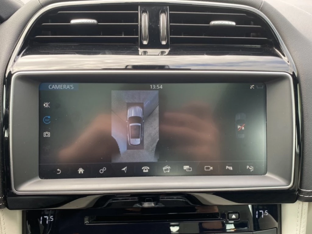 Hoofdafbeelding Jaguar F-PACE