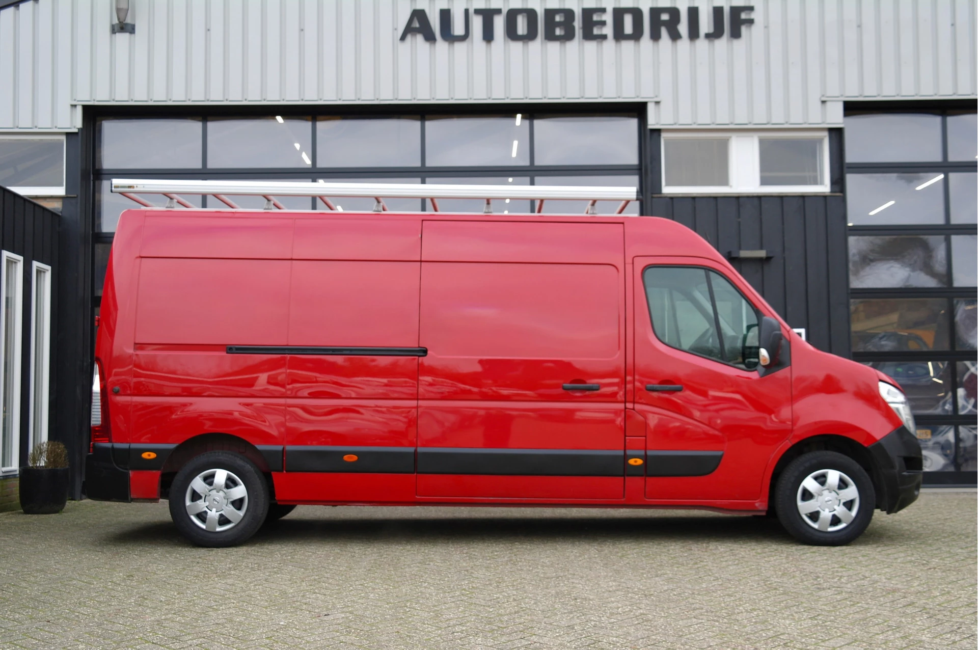 Hoofdafbeelding Nissan NV400