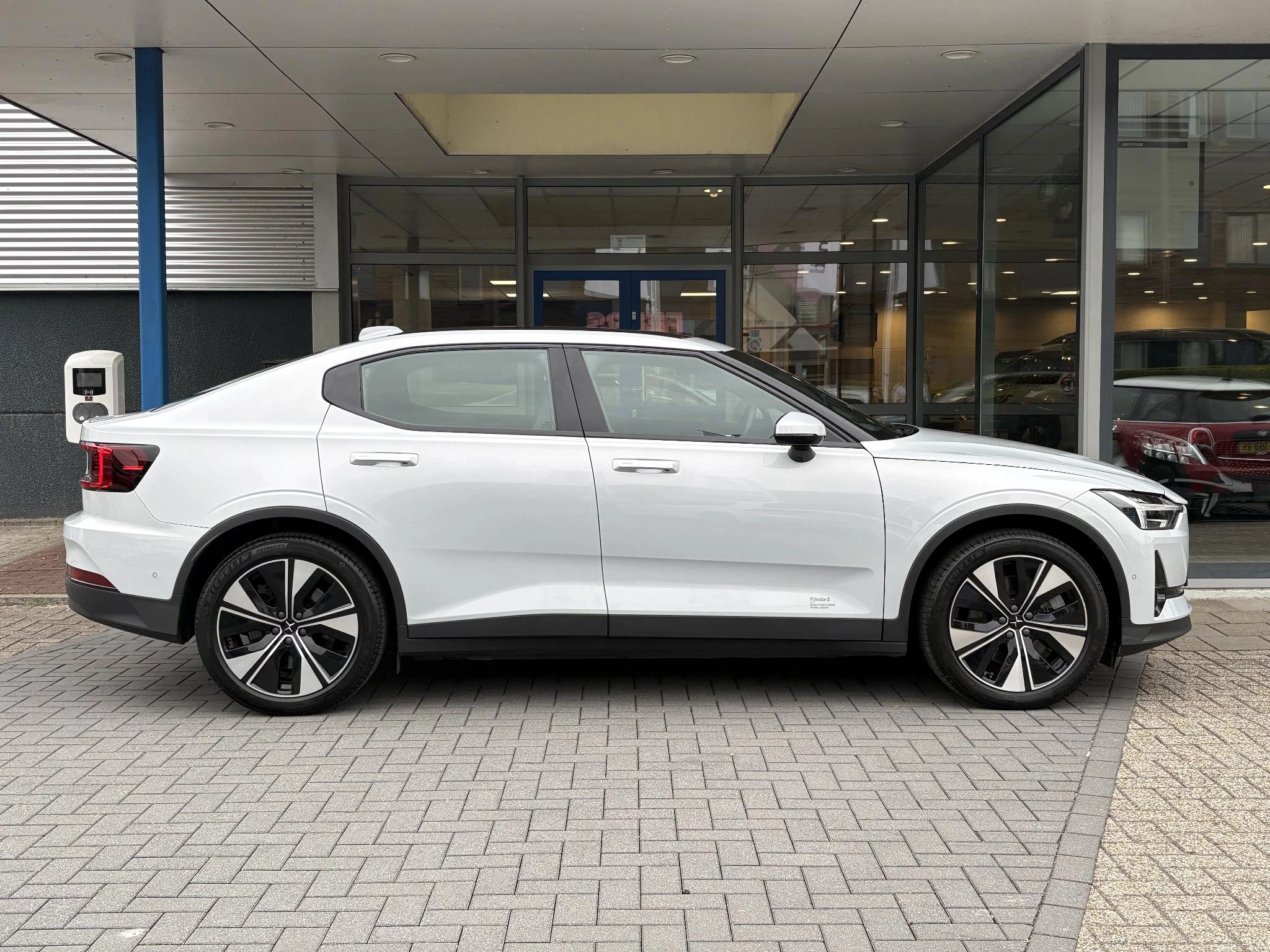 Hoofdafbeelding Polestar 2