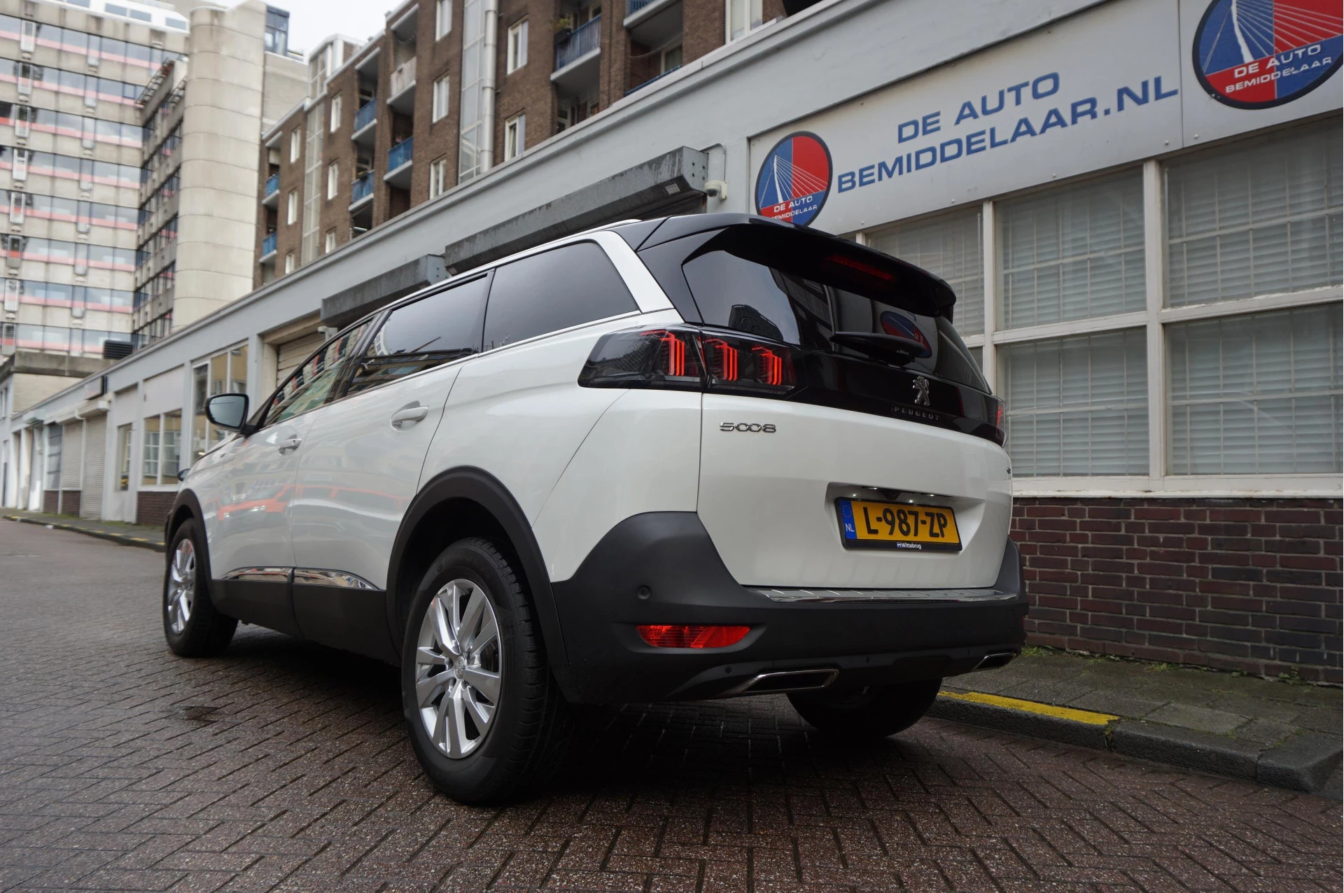 Hoofdafbeelding Peugeot 5008