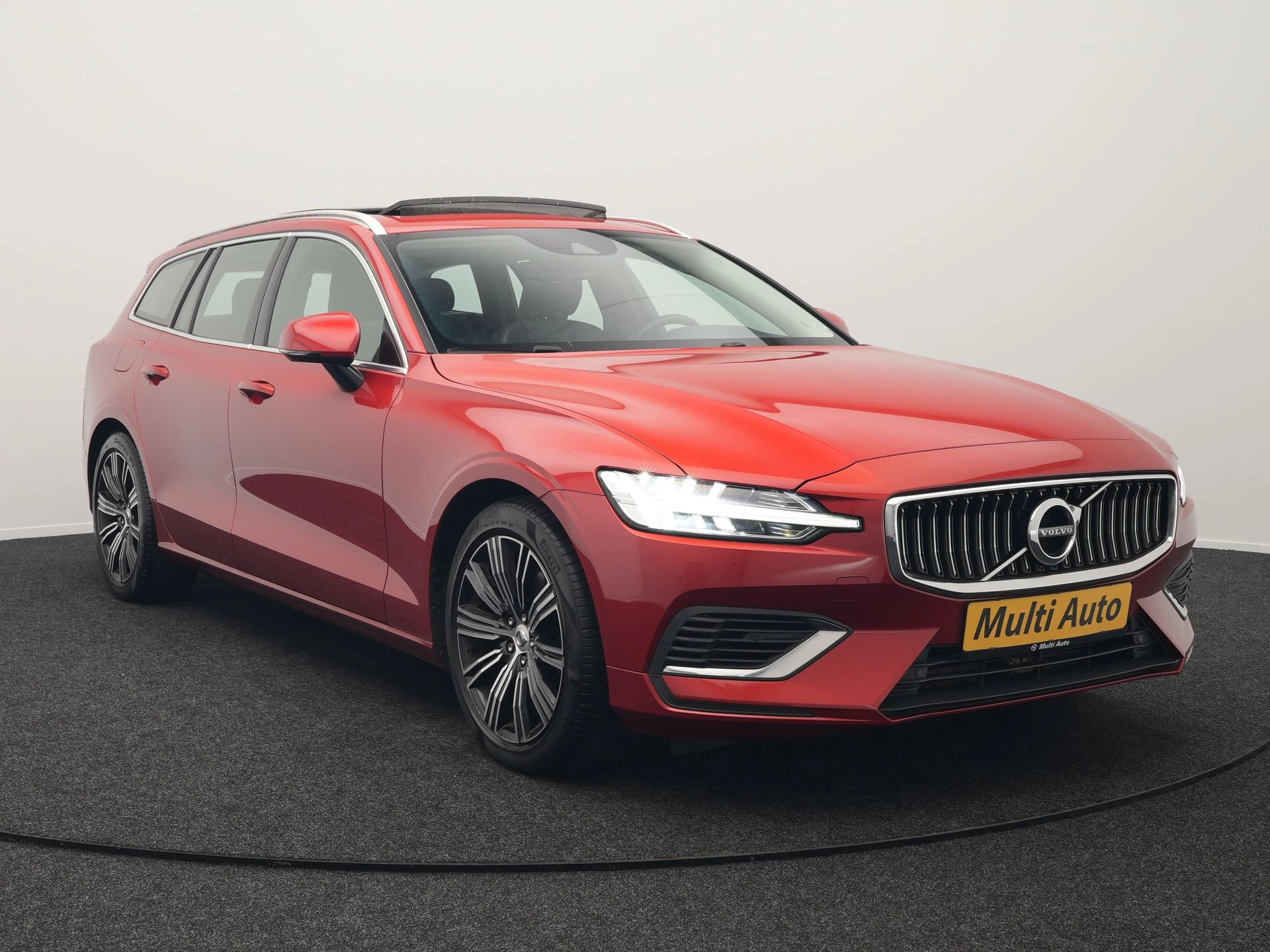 Hoofdafbeelding Volvo V60