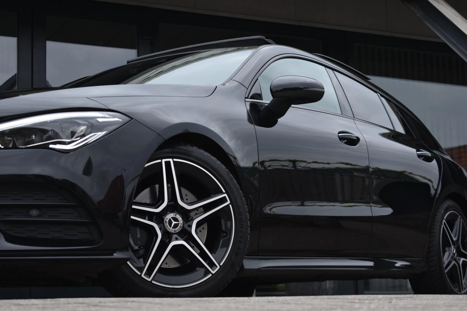 Hoofdafbeelding Mercedes-Benz CLA