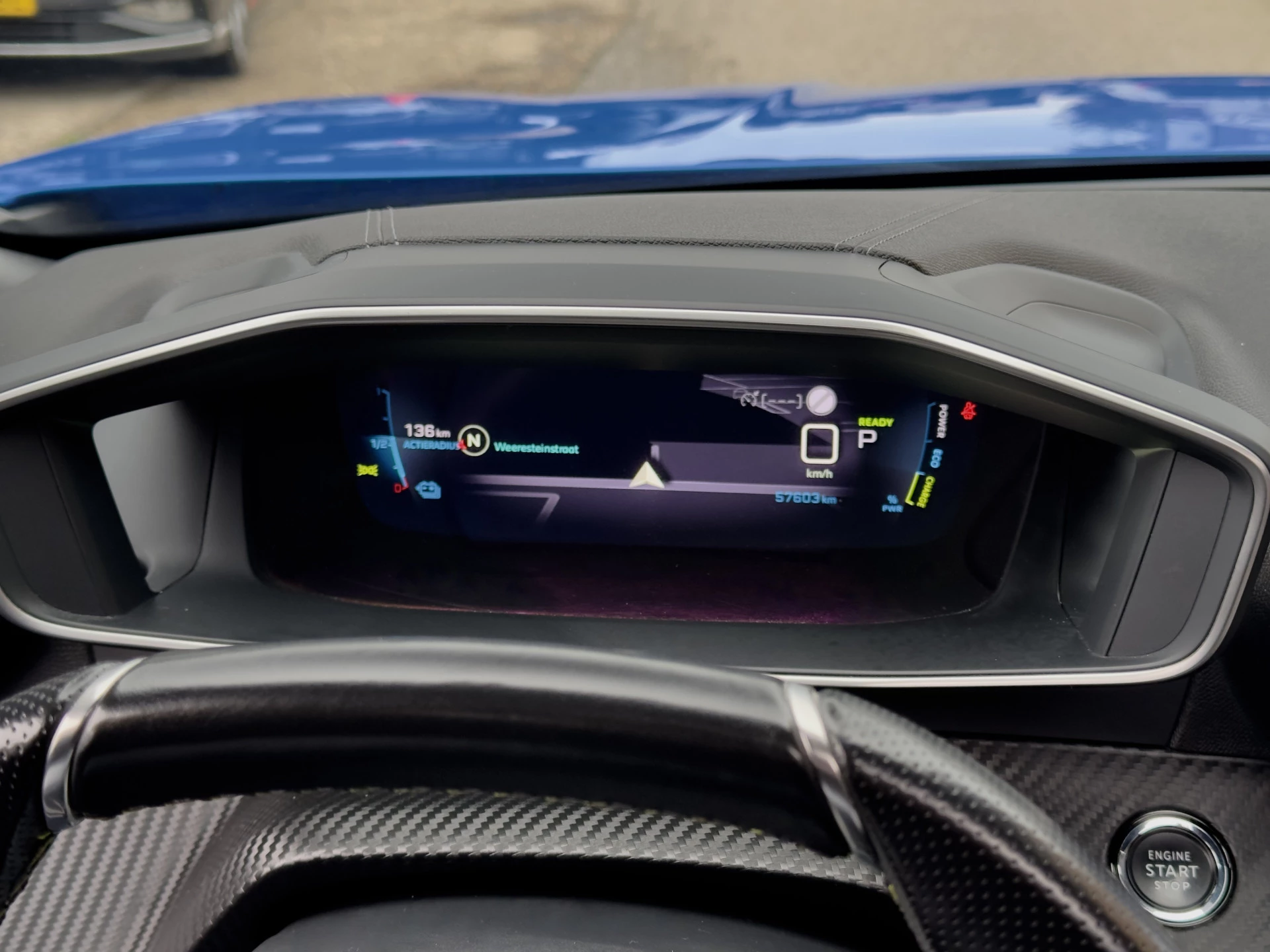 Hoofdafbeelding Peugeot e-2008