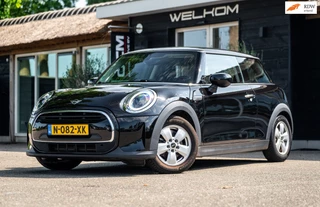 Mini Mini 1.5 One Essential I NAP I Navigatie I Climate I Cruise I Dealeronderhouden I 1e Eigenaar I BTW Auto