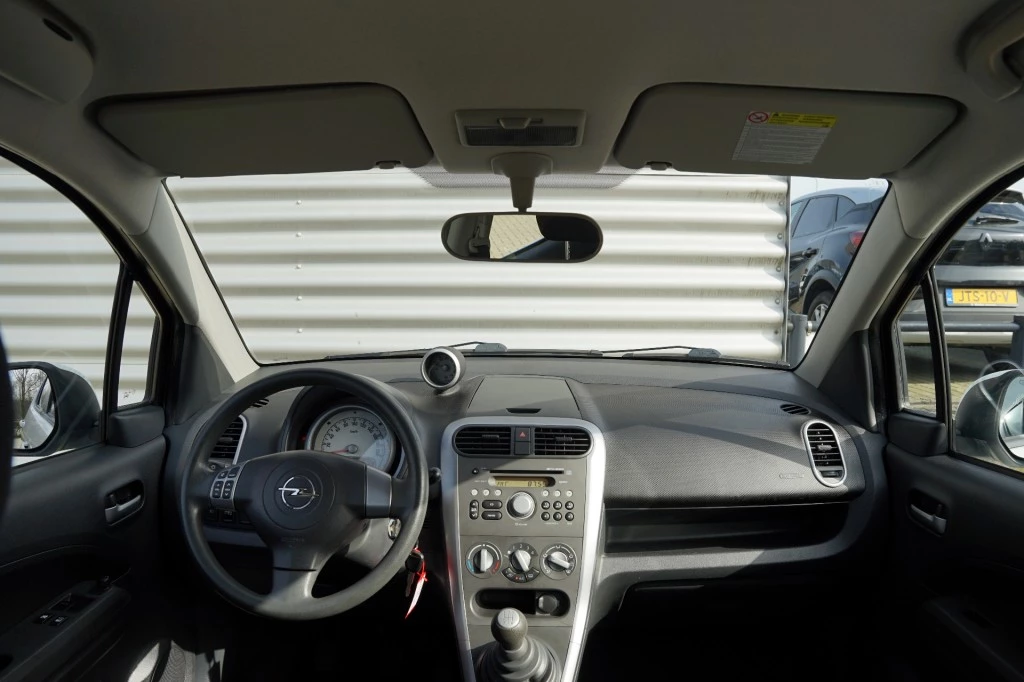 Hoofdafbeelding Opel Agila