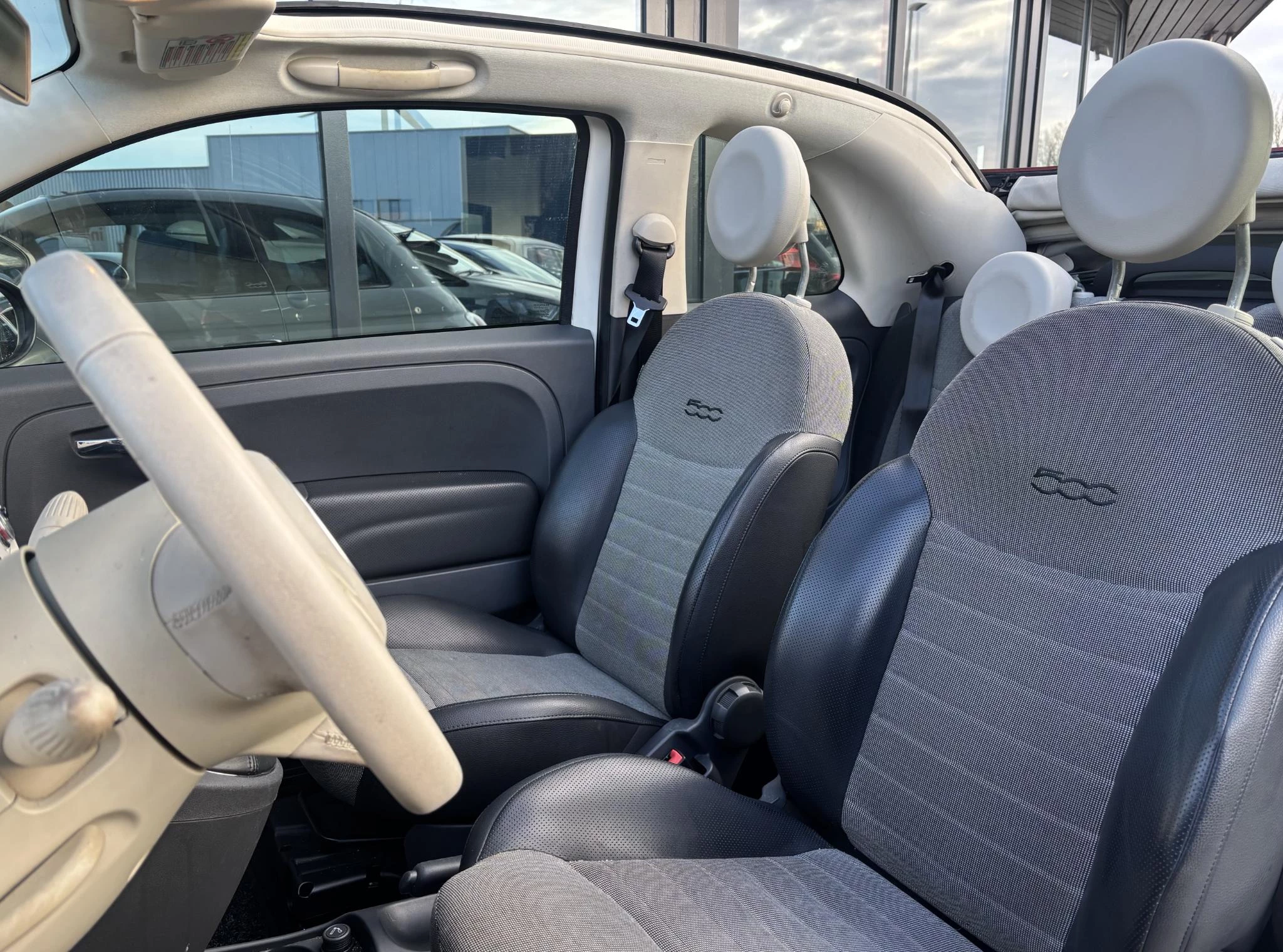 Hoofdafbeelding Fiat 500C