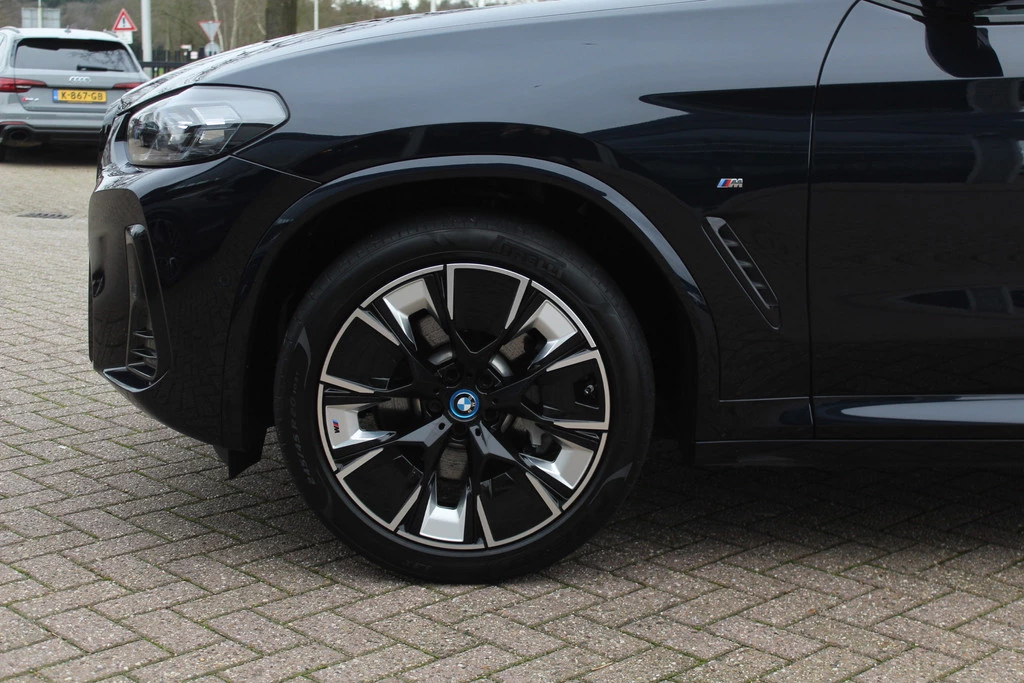 Hoofdafbeelding BMW iX3