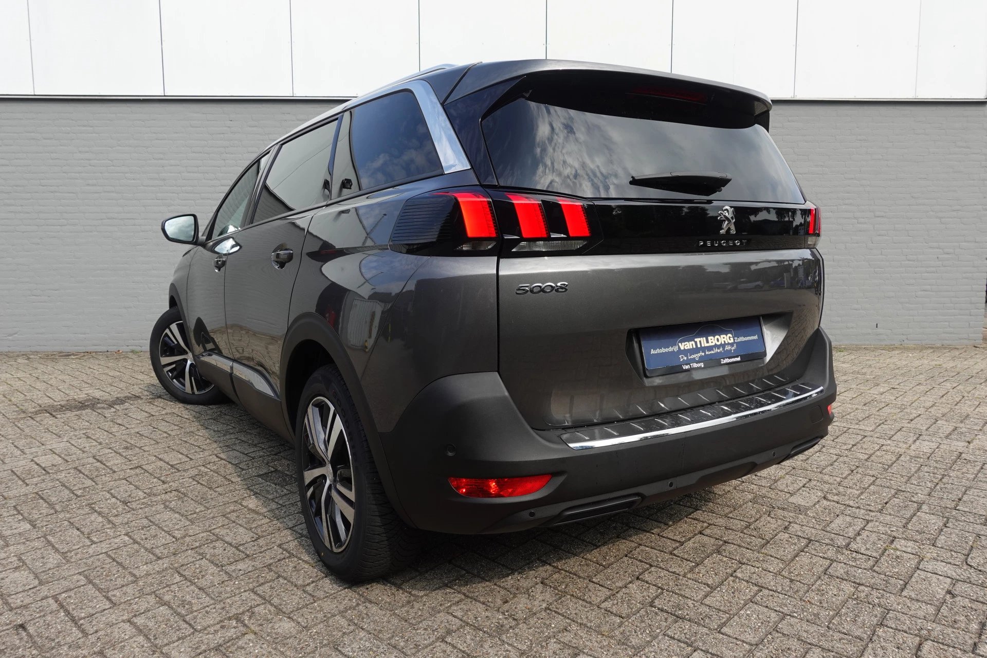 Hoofdafbeelding Peugeot 5008