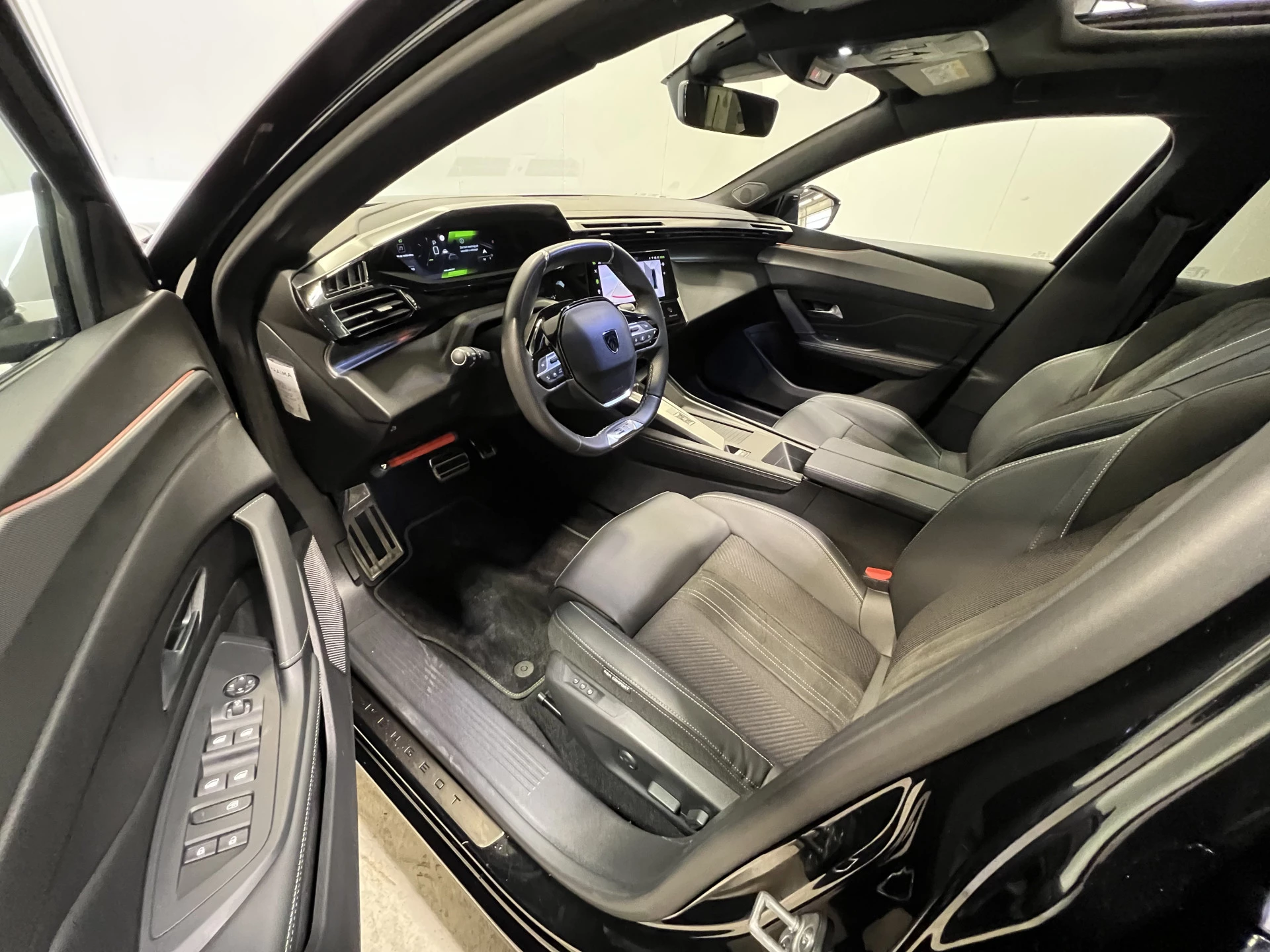 Hoofdafbeelding Peugeot 408