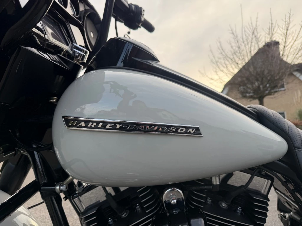 Hoofdafbeelding Harley-Davidson Street Glide