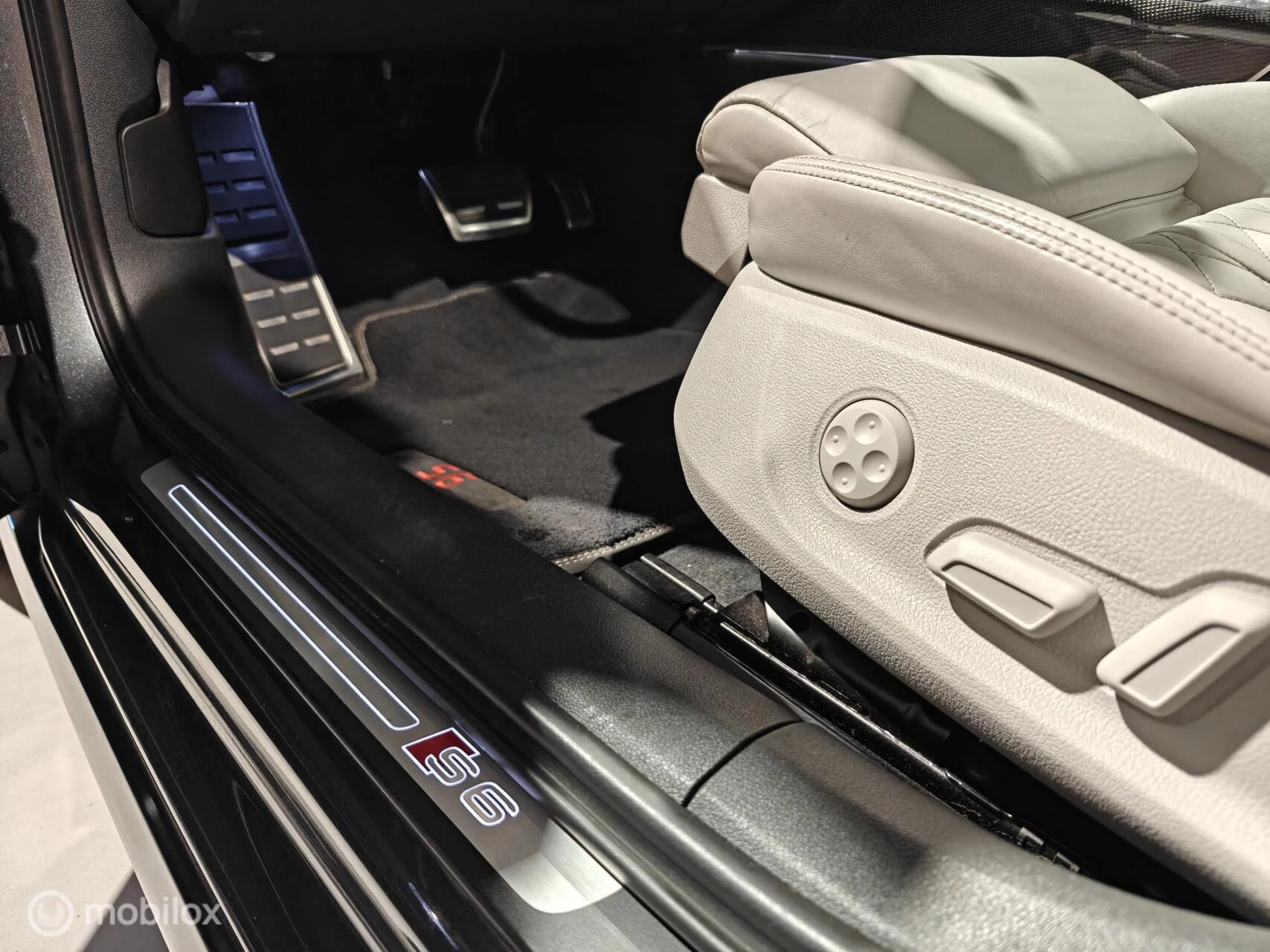 Hoofdafbeelding Audi S6
