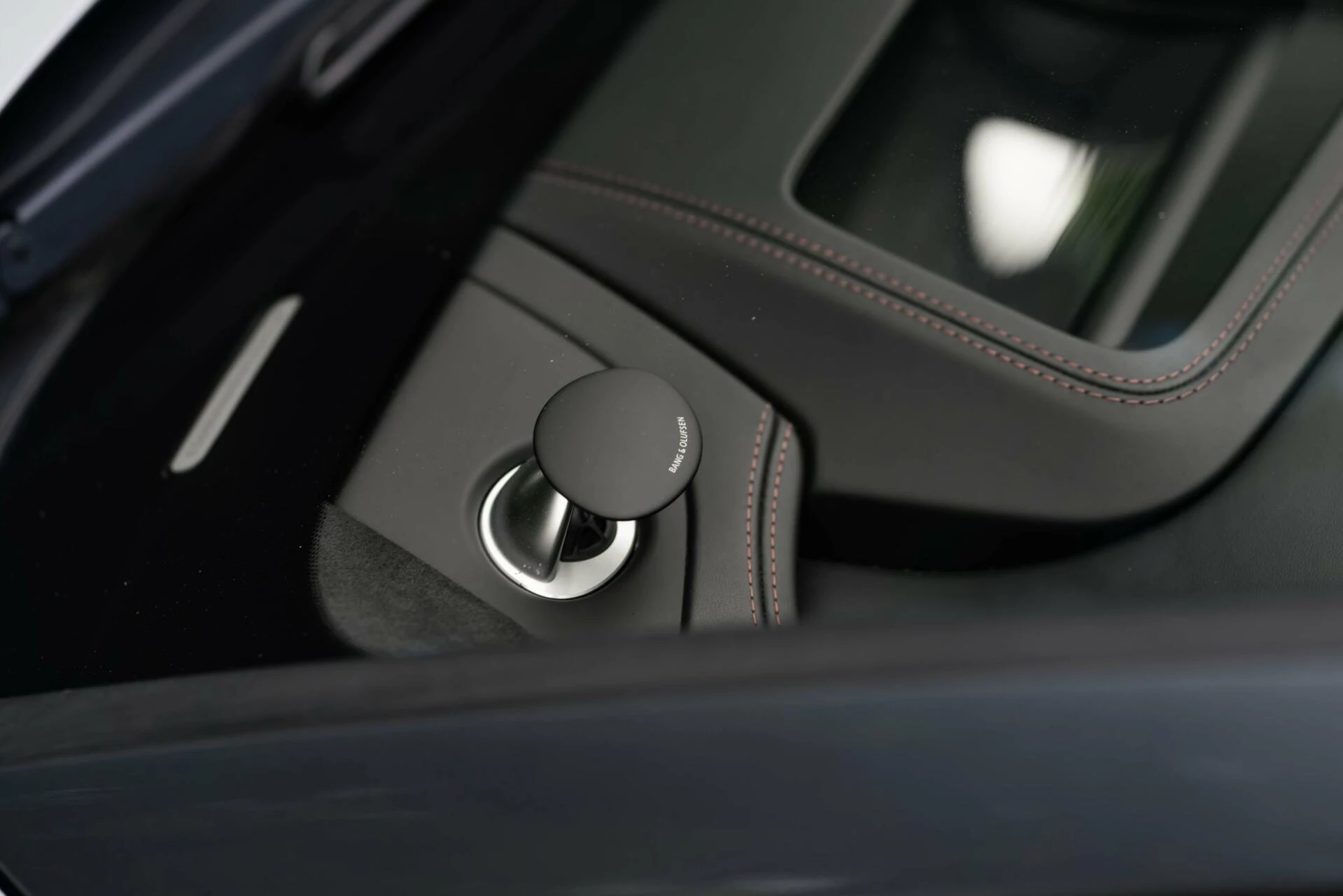 Hoofdafbeelding Audi S8