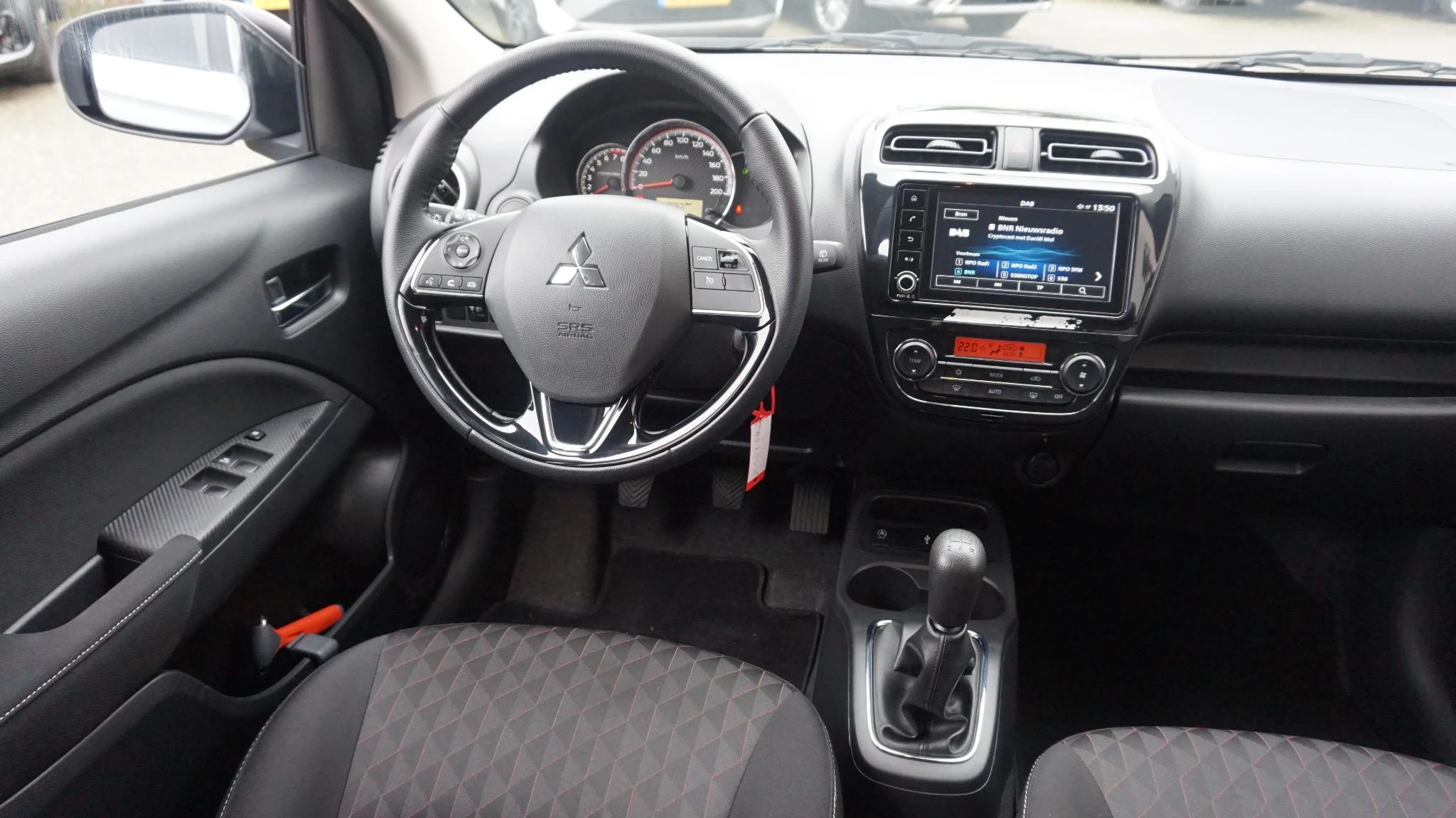 Hoofdafbeelding Mitsubishi Space Star